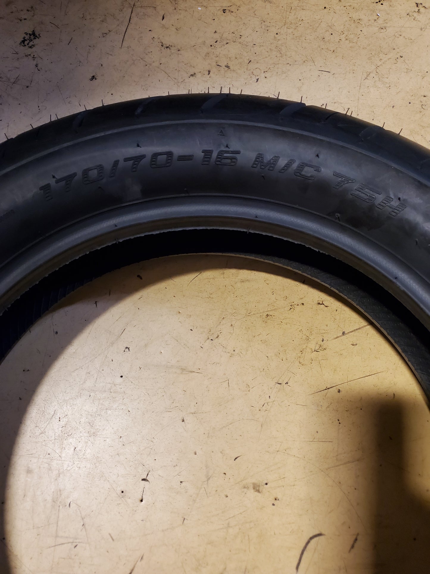 SHINKO SR777 BSW 170 70 16 75H REAR MOTORCYCLE TIRE 874574