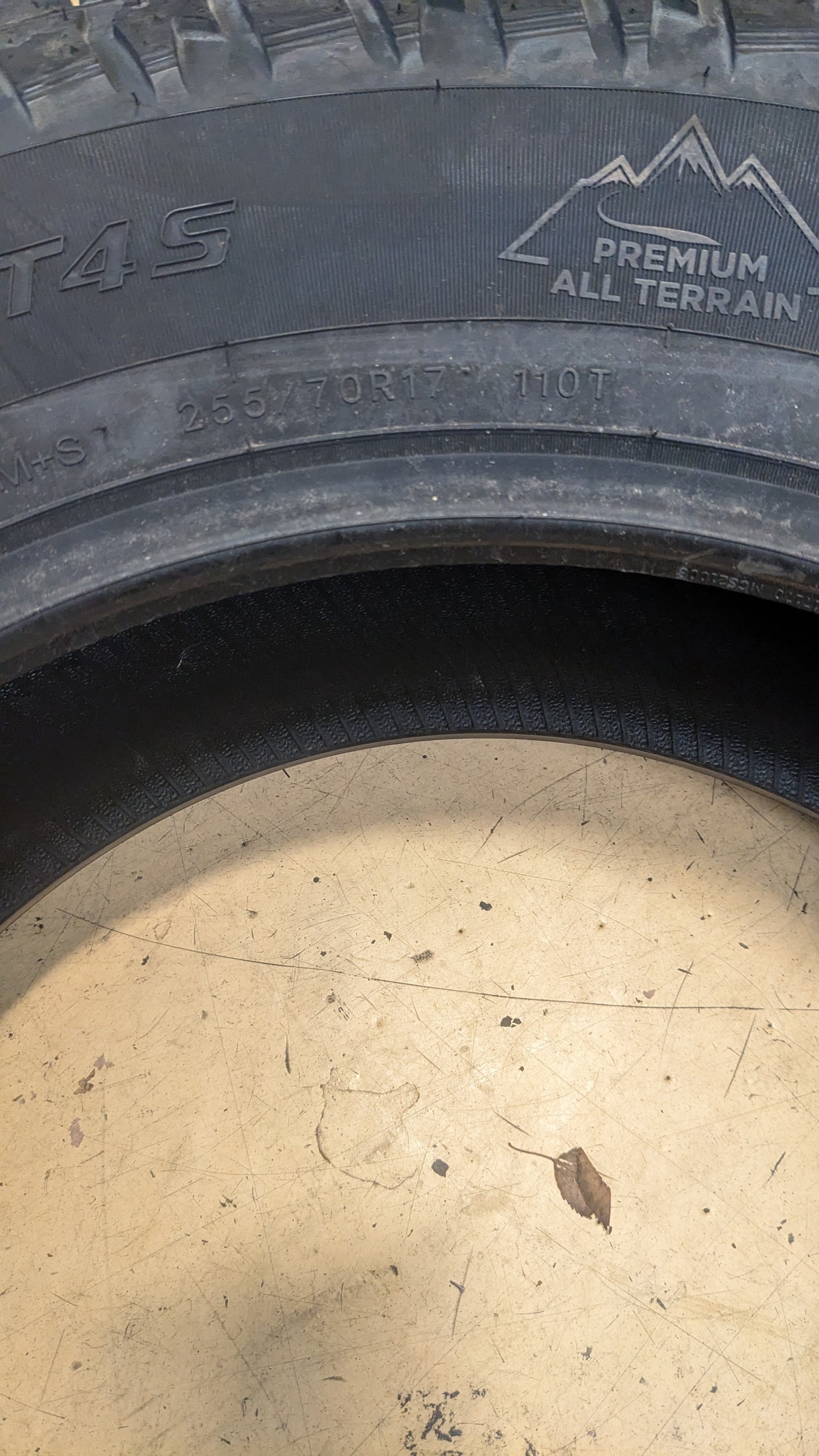 MULTI-MILE WILD COUNTRY XTX AT4S BSW P 255 70 17 110T  ALL TERRAIN TIRE MMXTA10