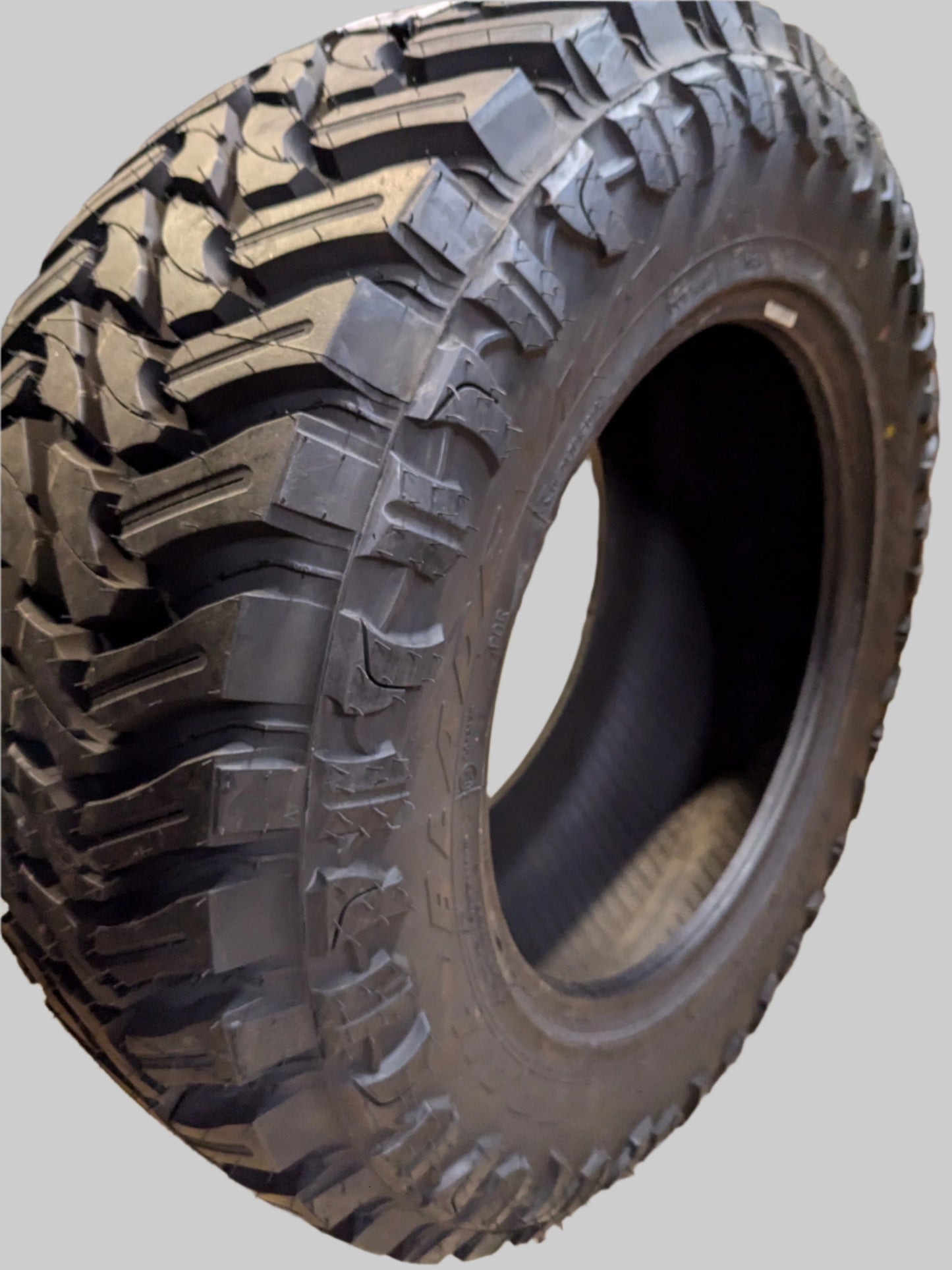 ATTURO TRAIL BLADE M/T BSW LT 33 12.5 18 118Q LRE 10PLY MUD TERRAIN TIRES TBMTI0039602