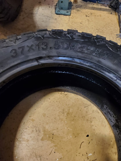 EVOLUXX ROTATOR R/T BSW LT 37 13.5 22 128Q 12PLY RUGGED TIRE 221035089