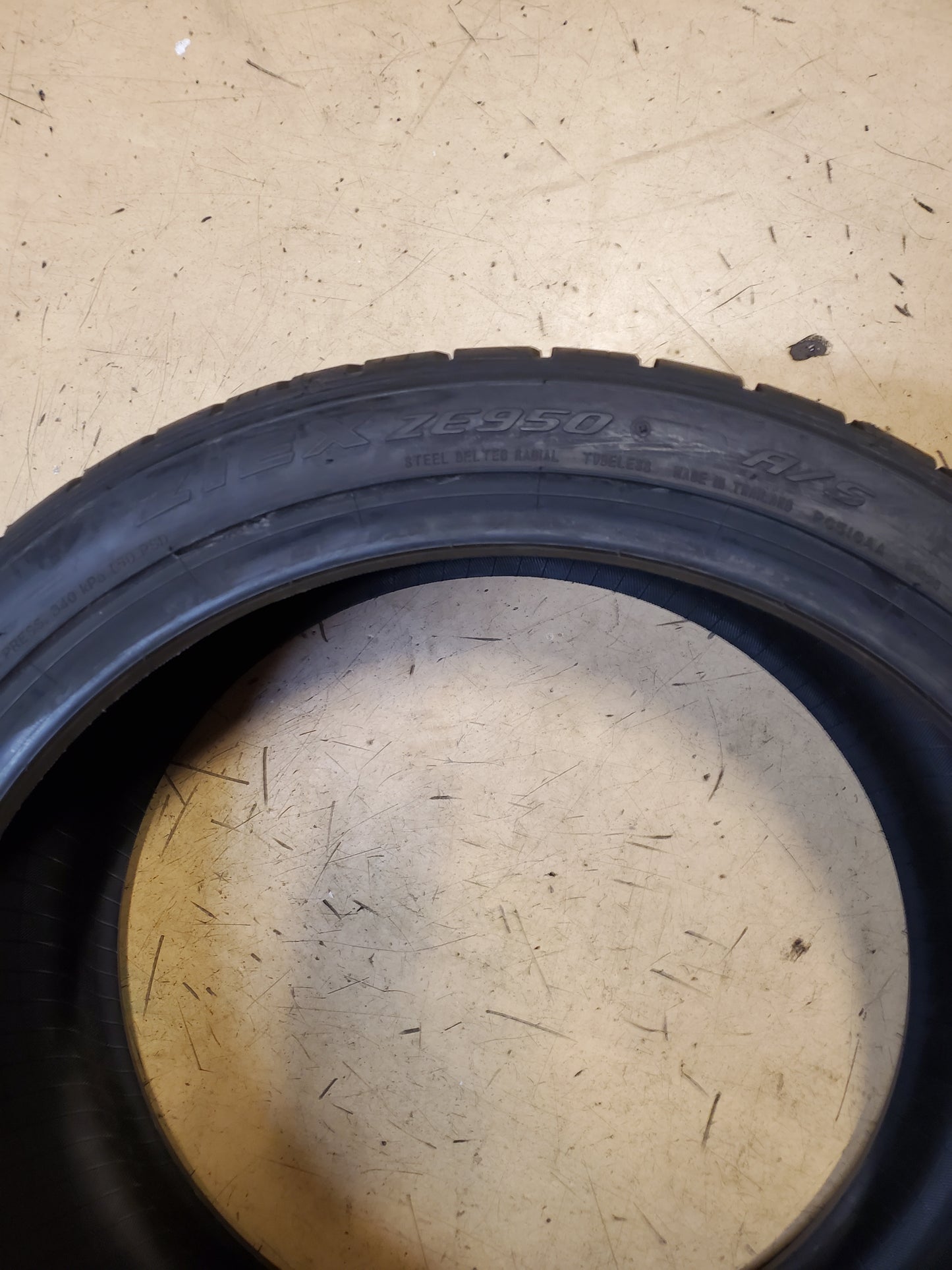 NOS FALKEN ZIEX ZE950 A/S BSW P 275 35 20 102W XL ALL SEASON TIRE 28953005