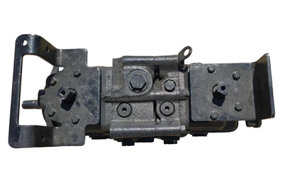 REMANUFACTURED BOBCAT HYDRAULIC TANDEM DRIVE PUMP 7001072REM