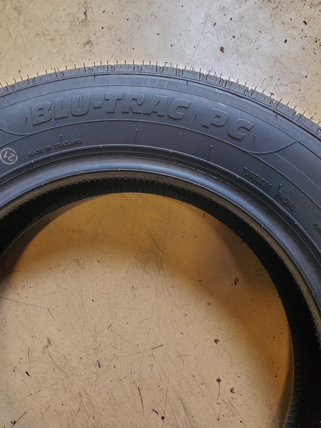 ARMSTRONG BLU-TRAC PC BSW P 175 65 15 84H ALL SEASON TIRE 1200046720