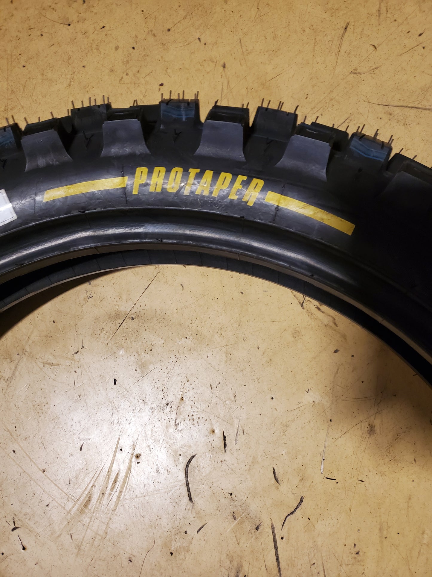 PROTAPER SMX-04 BSW P 110 90 19 62M REAR DIRT BIKE TIRE 23317