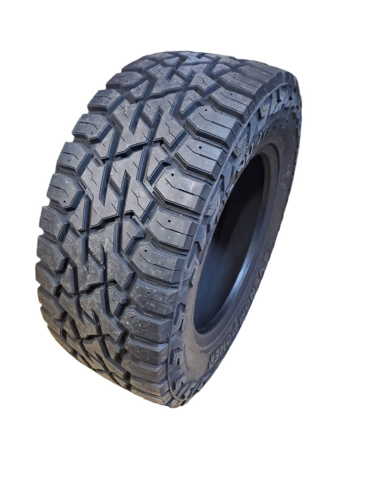VENOM POWER TRAIL HUNTER R/T BSW LT 33 12.50 18 118Q 10PLY TIRE SVPTHRT03