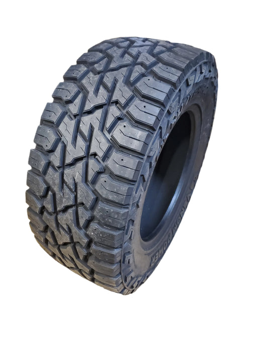 VENOM POWER TRAIL HUNTER R/T BSW LT 33 12.50 18 118Q 10PLY TIRE SVPTHRT03