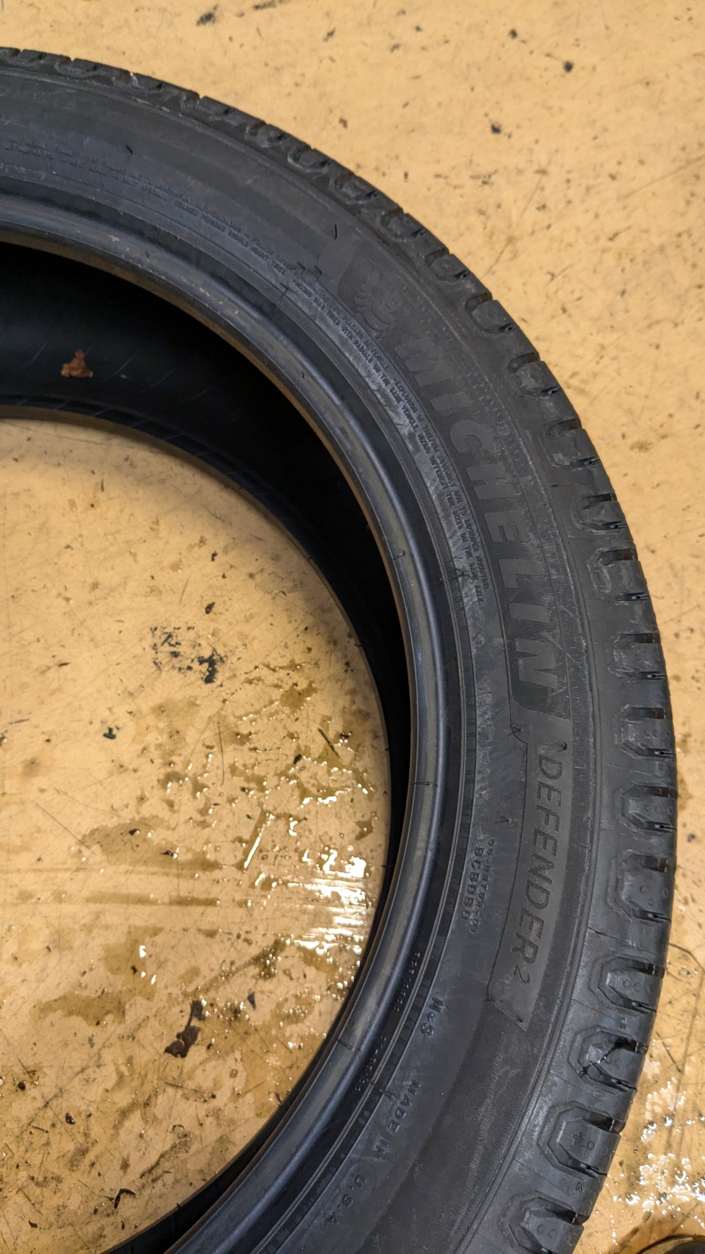 MICHELIN DEFENDER 2 BSW P 255 45 20 105V XL ALL SEASON TIRE 76252