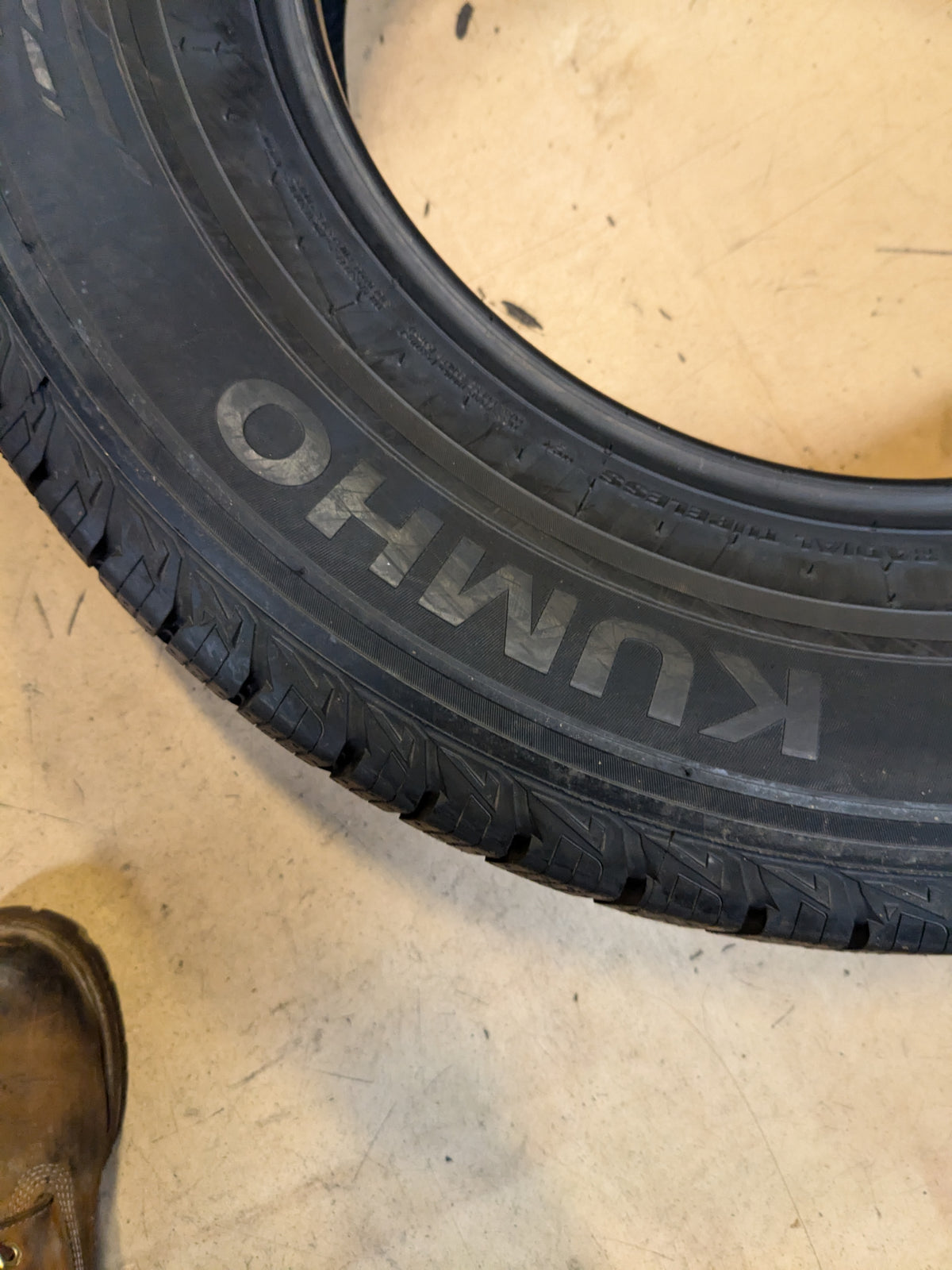 2 KUMHO CRUGEN HT51 BSW P 245 70 17 110T SL ALL SEASON TIRE 2181793