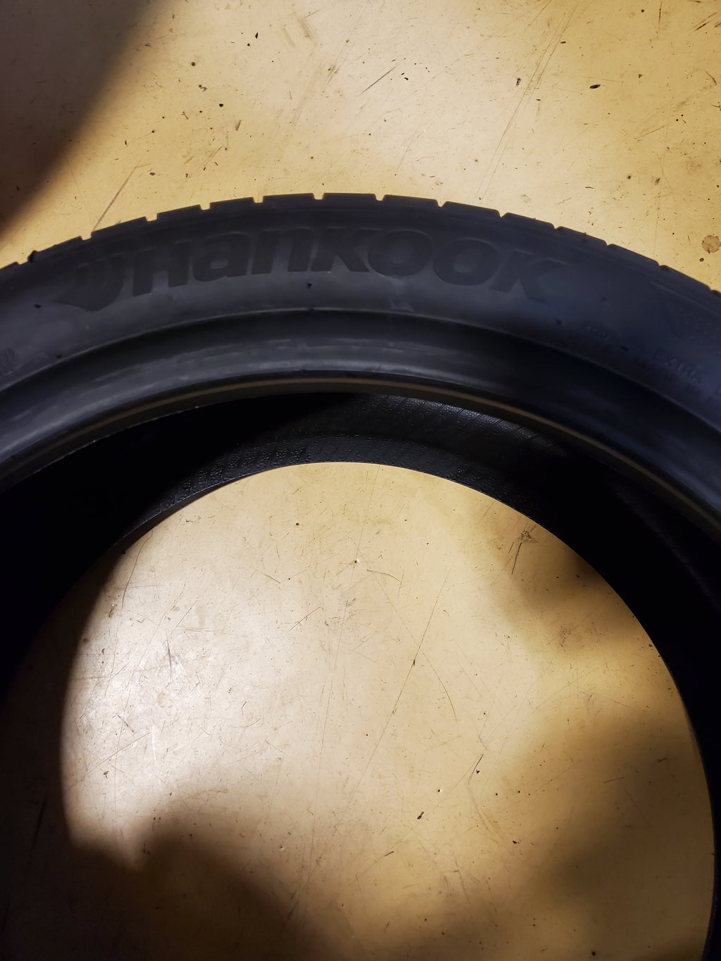 NOS HANKOOK VENTUS V12 EVO2 K120 BSW P 235 40 18 95Y XL UHP TIRE 1015416