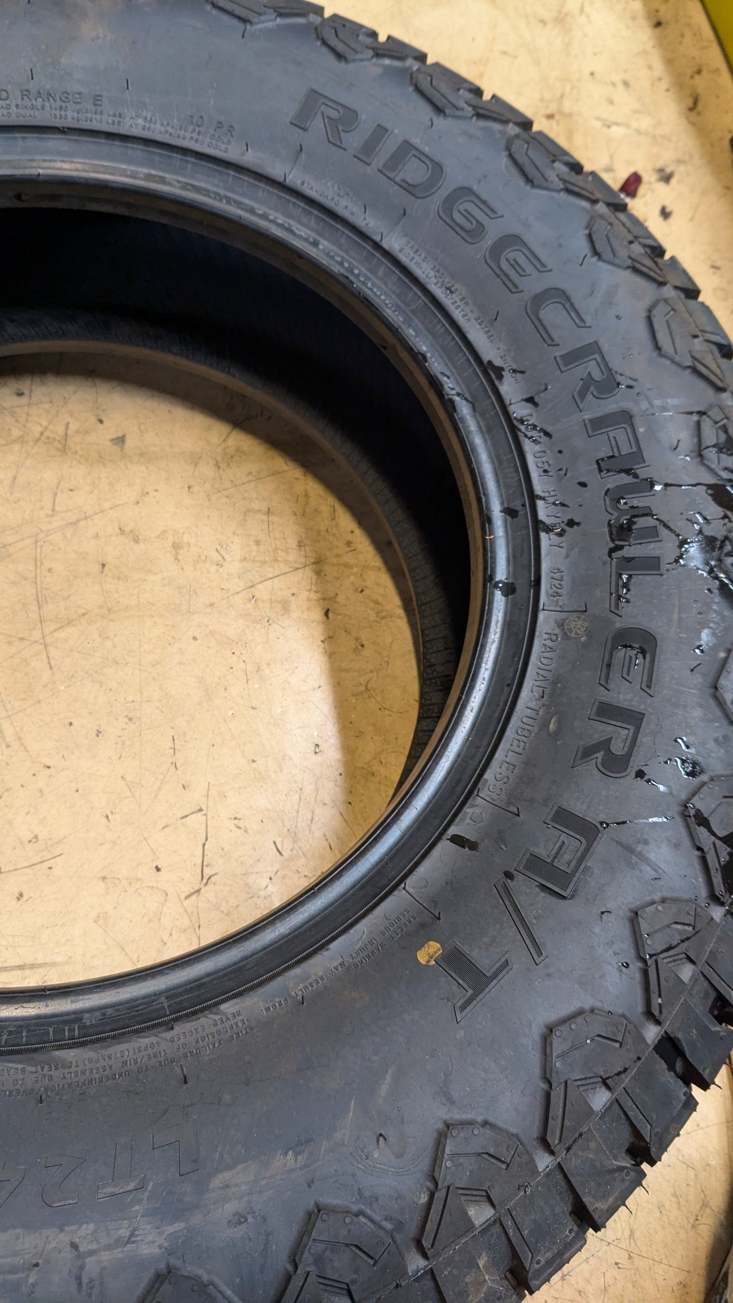 BLACKHAWK RIDGECRAWLER A/T BSW LT 245 75 17 121/118S 10PLY TIRE 4120867V