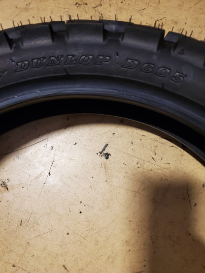 DUNLOP D605 BSW 4.6 17 62P REAR MOTORCYCLE TIRE 45154676