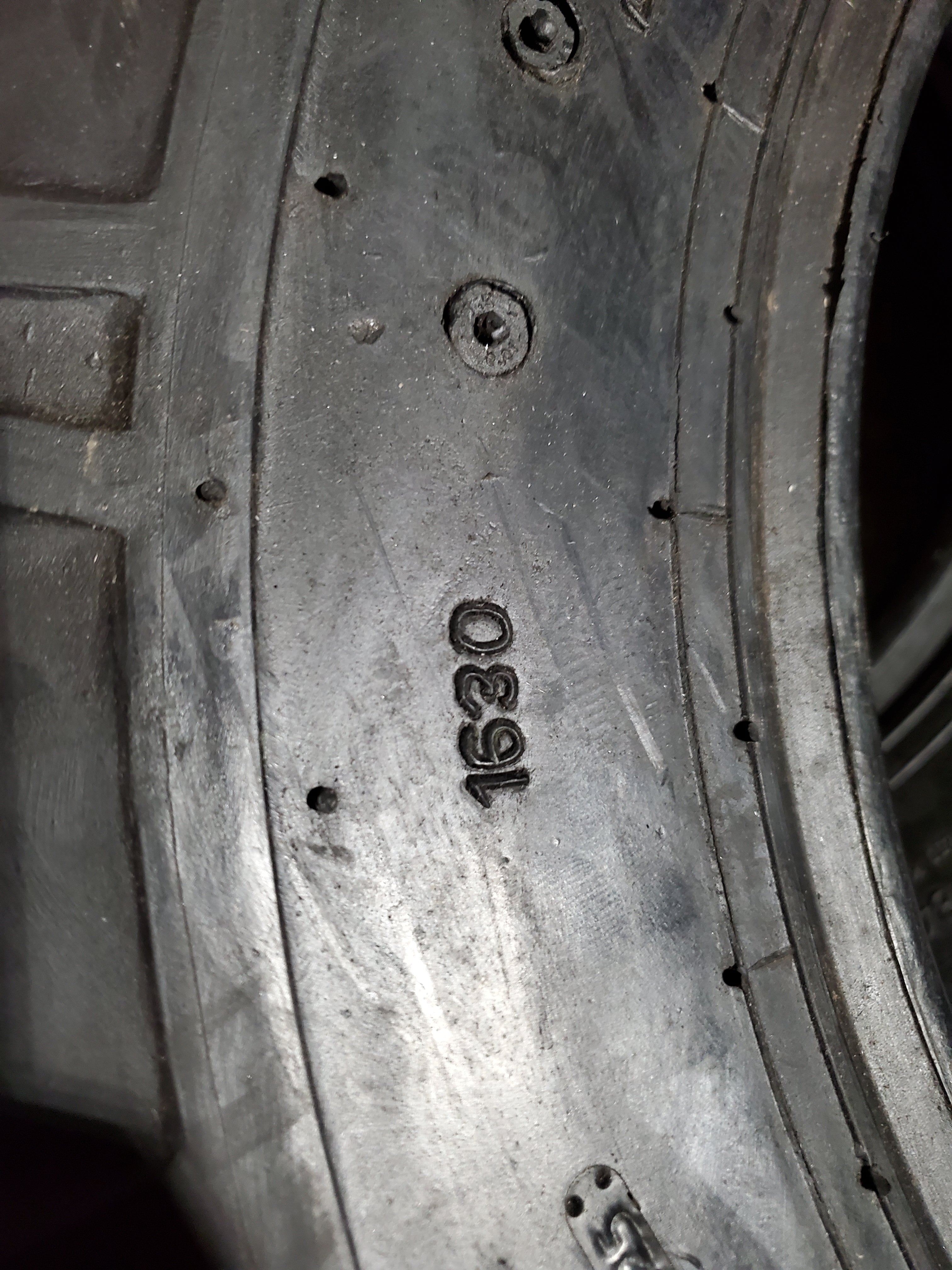 AGSTAR 1630 BSW  7 16  84AS 6PLY TRACTOR TIRE 300139625
