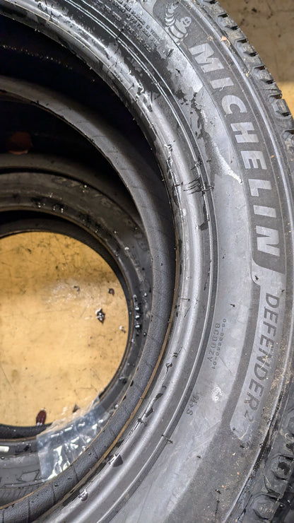 2 MICHELIN DEFENDER 2 BSW P 225 55 18 98V ALL WEATHER TIRE 62509