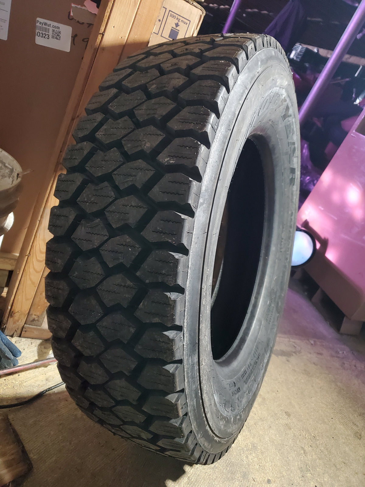 GOODYEAR G622 RSD ULT BSW LT 245 70 19.5  14PLY DRIVE TIRE 2540864103