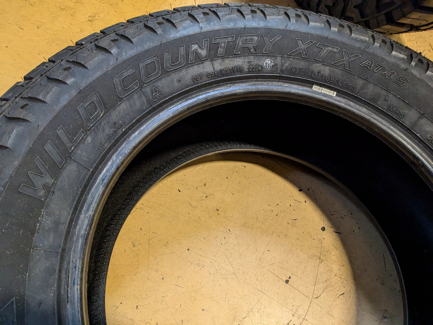 MULTI-MILE WILD COUNTRY XTX AT4S BSW P 265 65 18 114T ALL TERRAIN TIRE XTA56