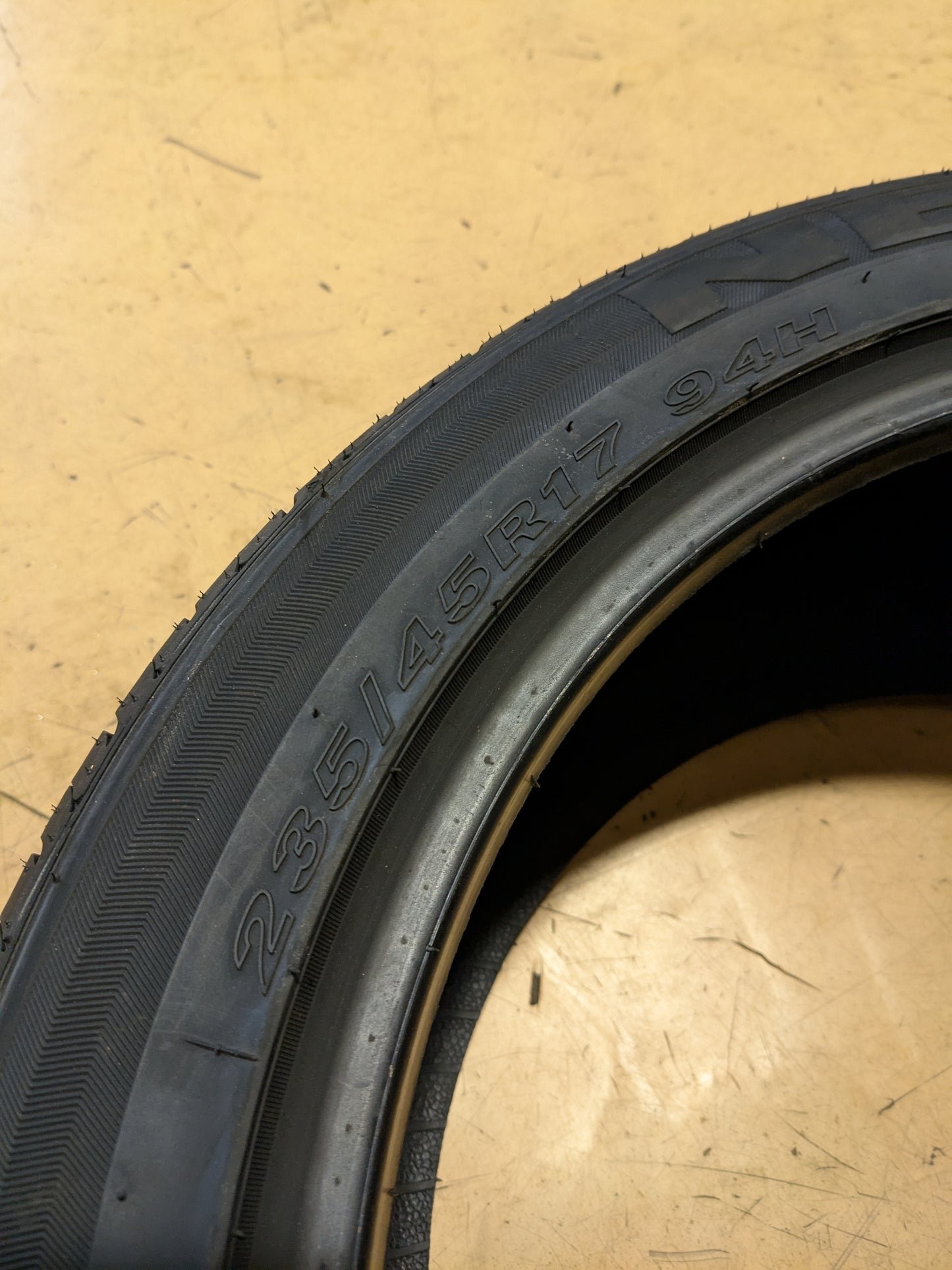 NEXEN CP672 BSW P 235 45 17 94H ALL SEASON TIRE 11200NXK