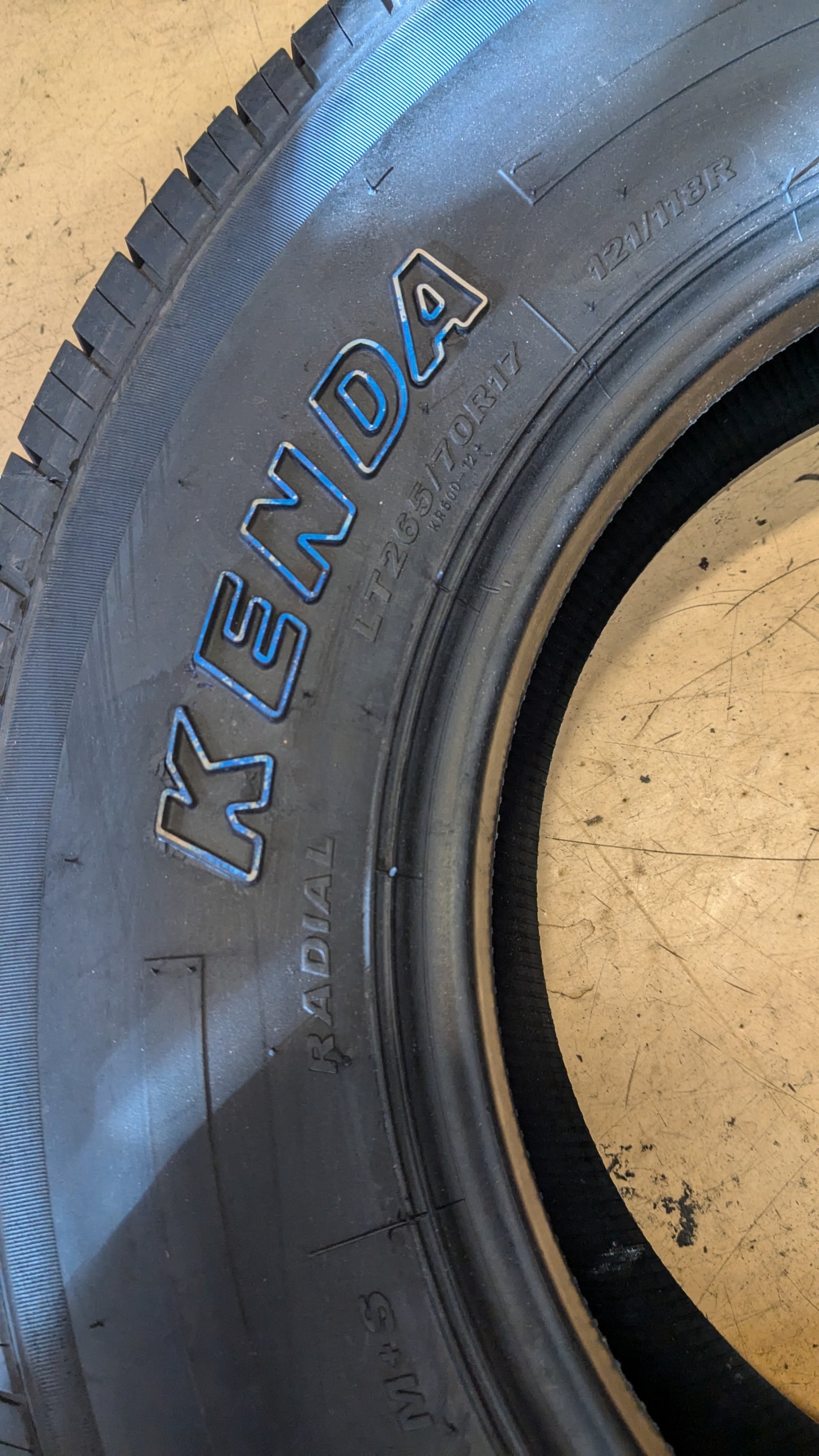 KENDA KLEVER HT2 OWL LT 265 70 17 121/118R 10PLY HIGHWAY TERRAIN TIRE 600001