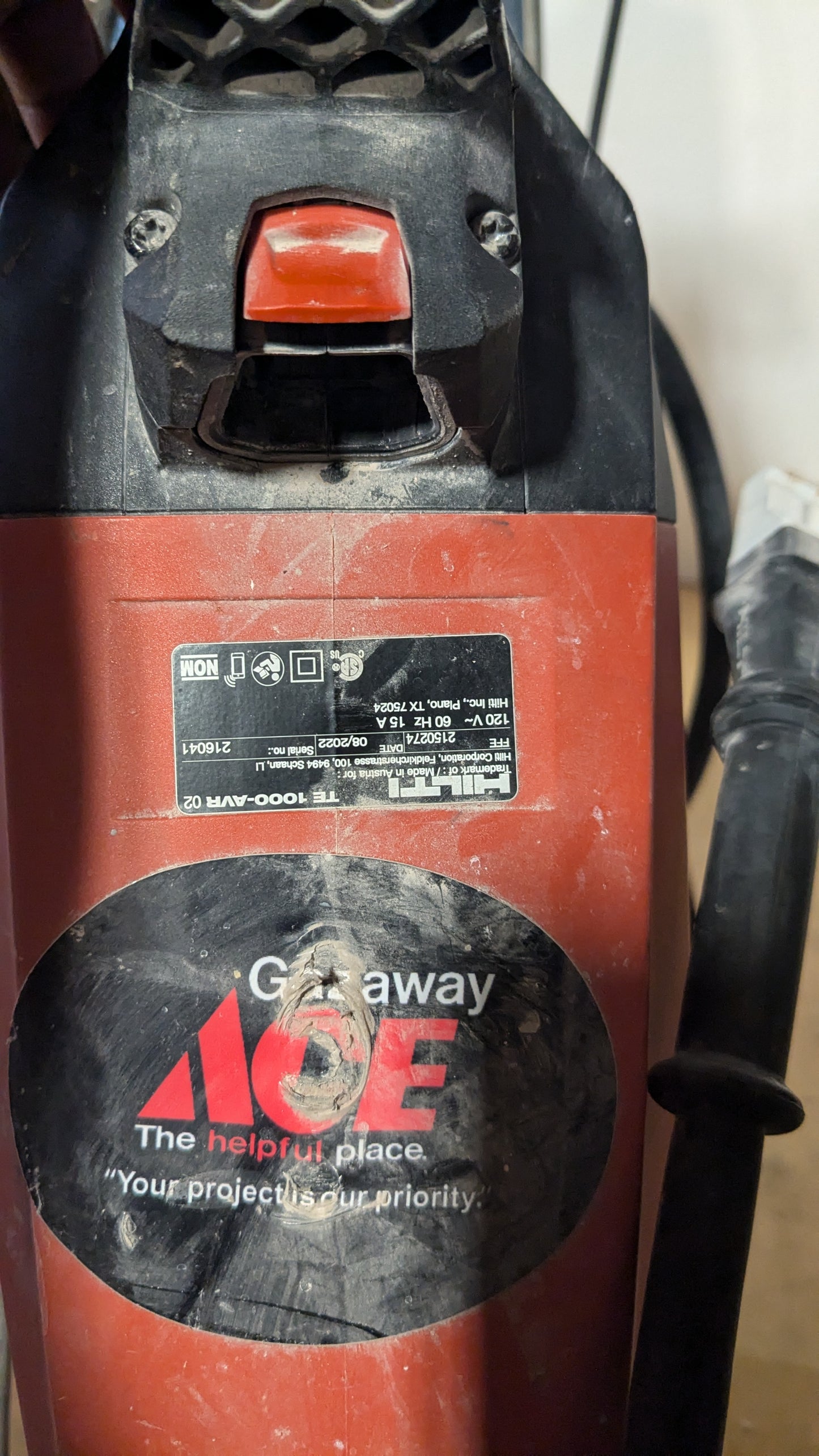 USED MAKINEX JACKHAMMER WITH HILTI TE 1000-AVR DEMOLITION HAMMER