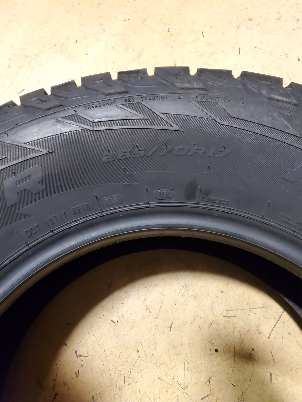COOPER DISCOVERER ALL-TERRAIN BSW P 265 70 17 115T  TIRE 261754