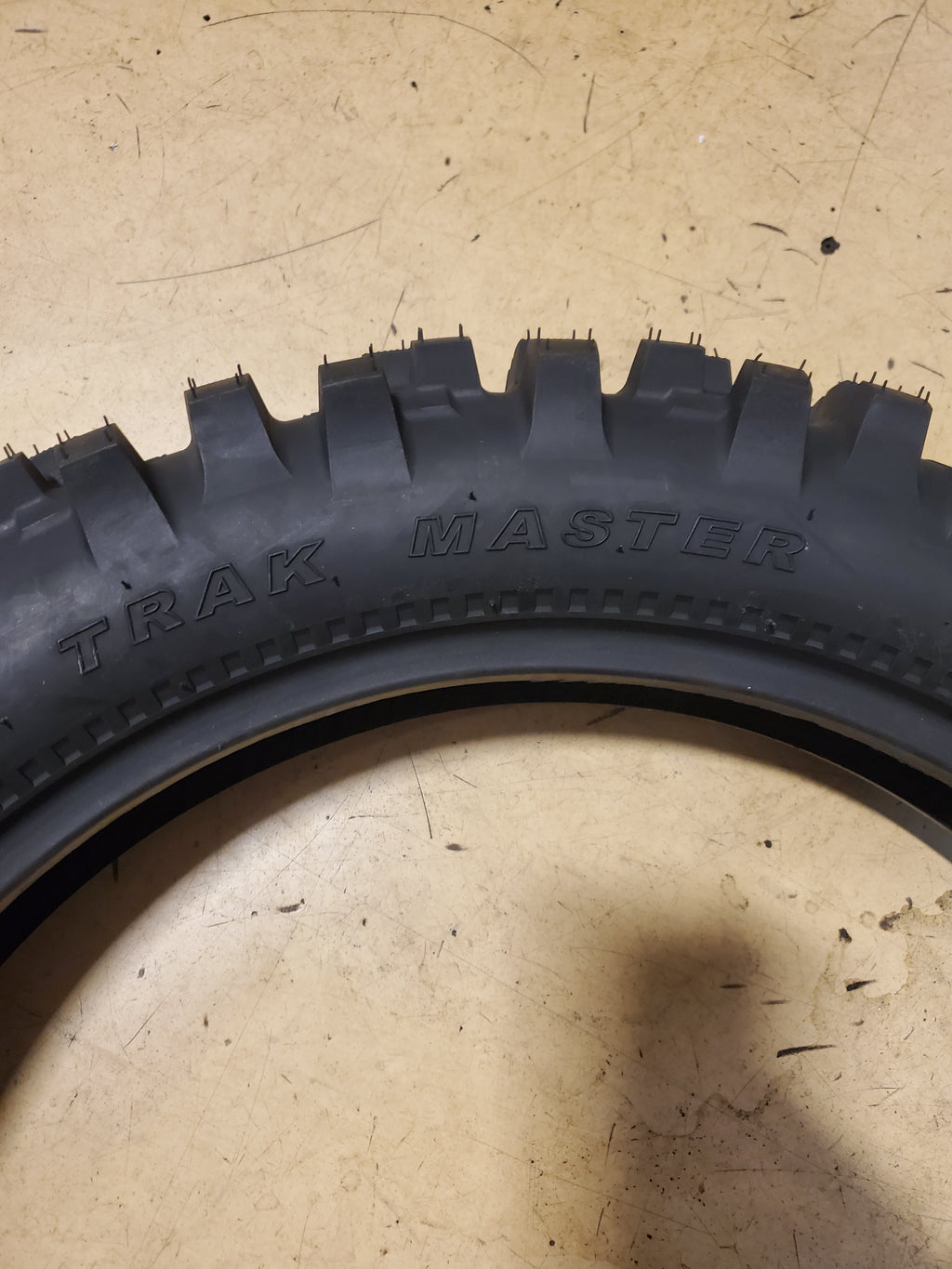 KENDA TRAK MASTER K760X BSW 120 100 18 68M REAR DIRT BIKE TIRE 15942006