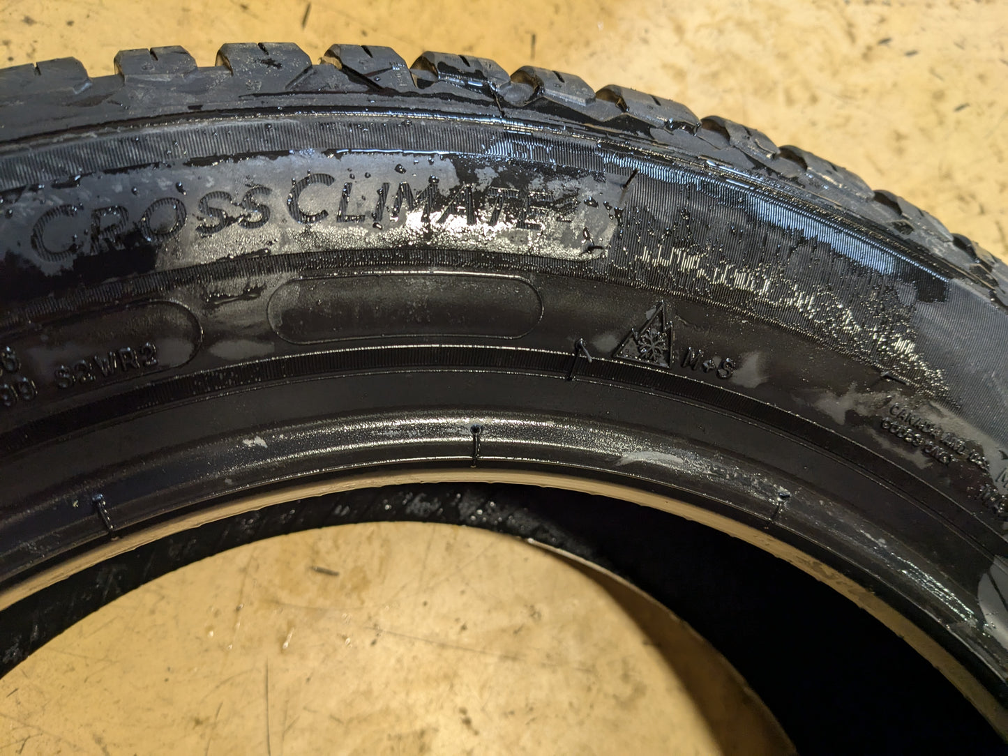 MICHELIN CROSSCLIMATE 2 BSW P 205 55 16 91H ALL SEASON TIRE 35861