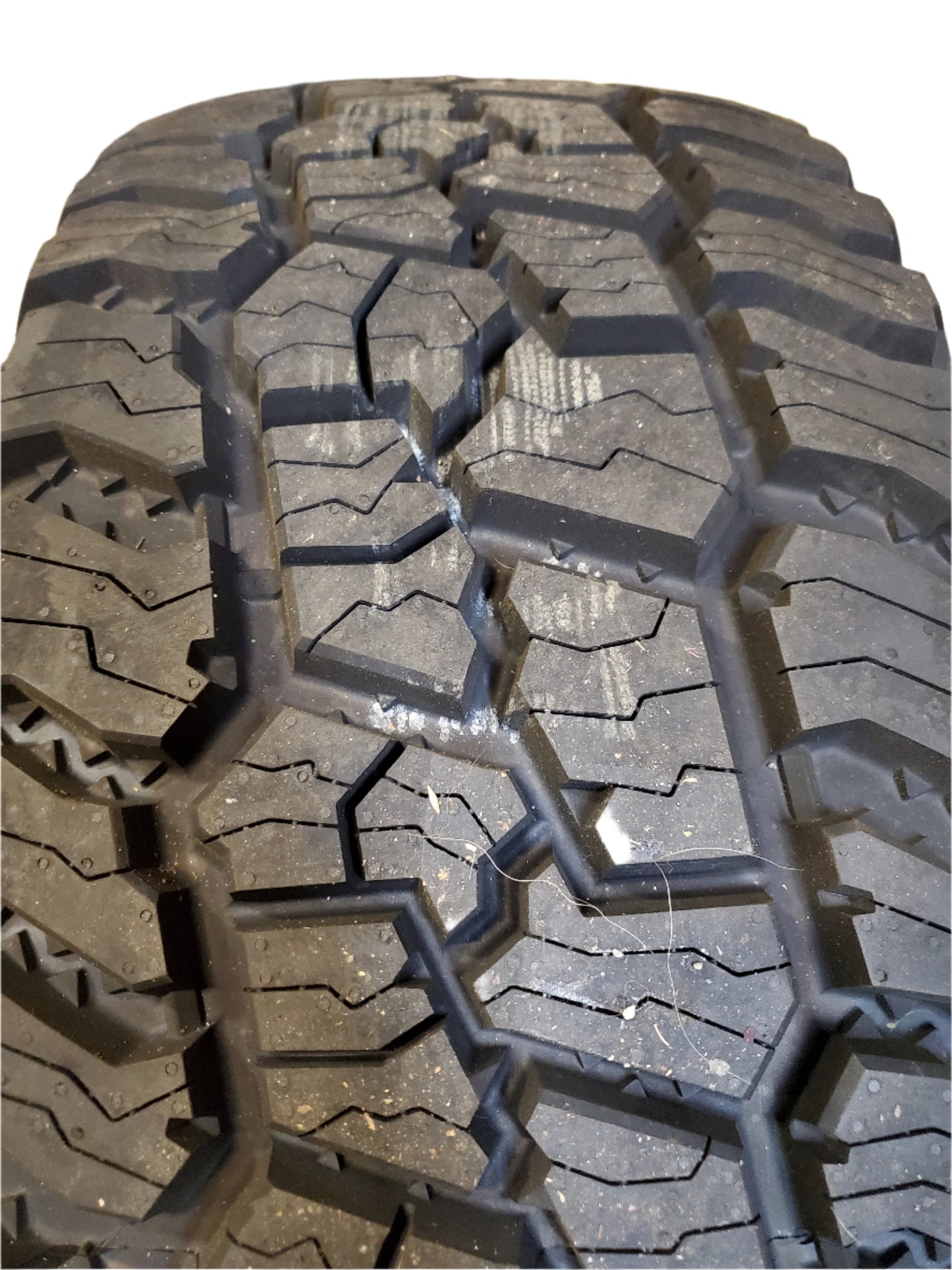 MICKEY THOMPSON BAJA BOSS A/T LT 35 12.5 17 119Q 8PLY ALL TERRAIN TIRE 331025001
