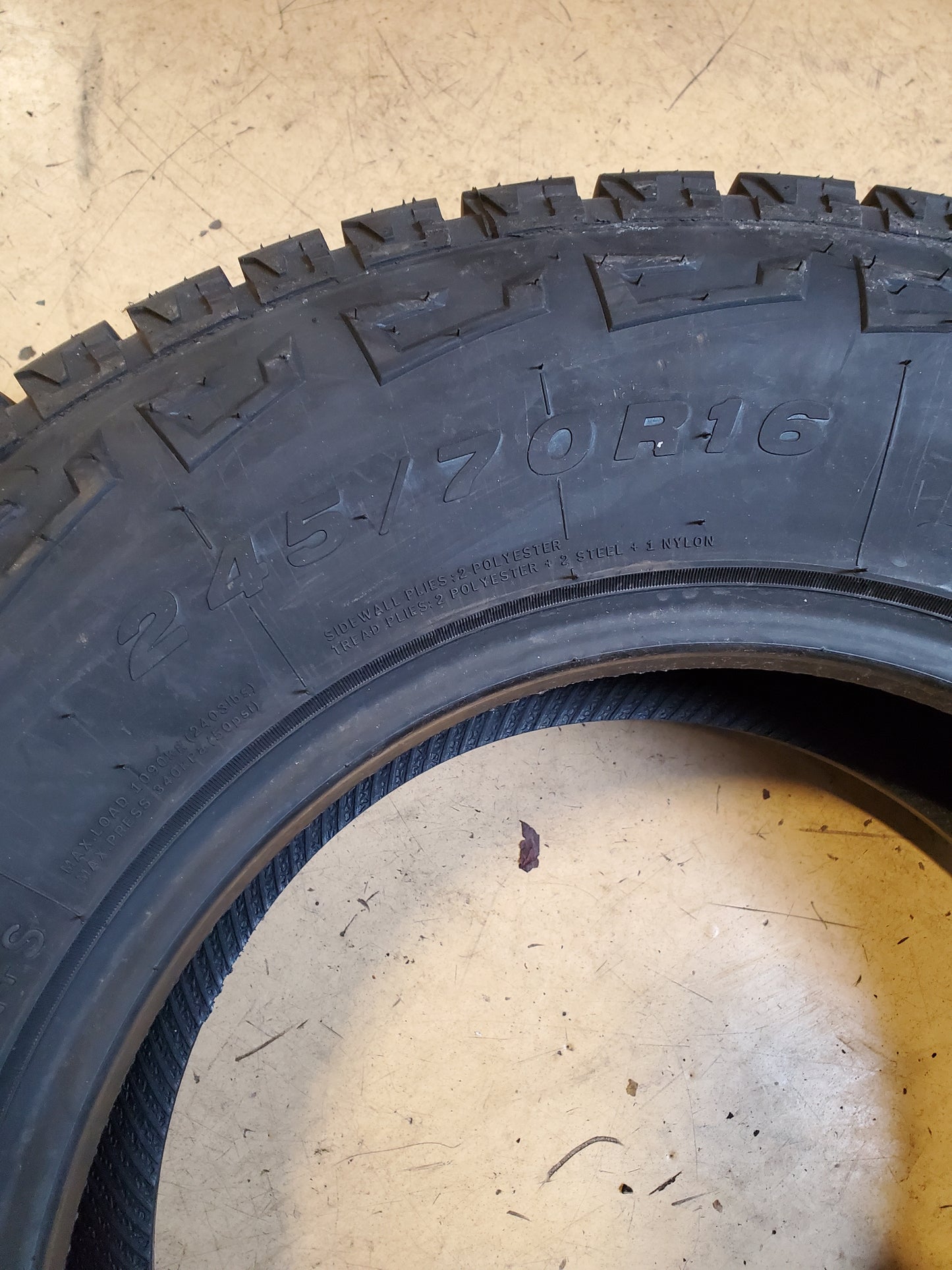 ROADONE CAVALRY A/T BSW P 245 70 16 111T XL ALL TERRAIN TIRE RL1452