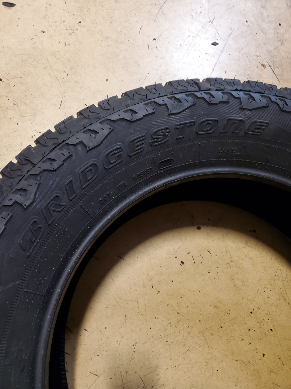 BRIDGESTONE DUELER A/T RH-S BSW P 275 60 20 115S ALL TERRAIN TIRE 005493