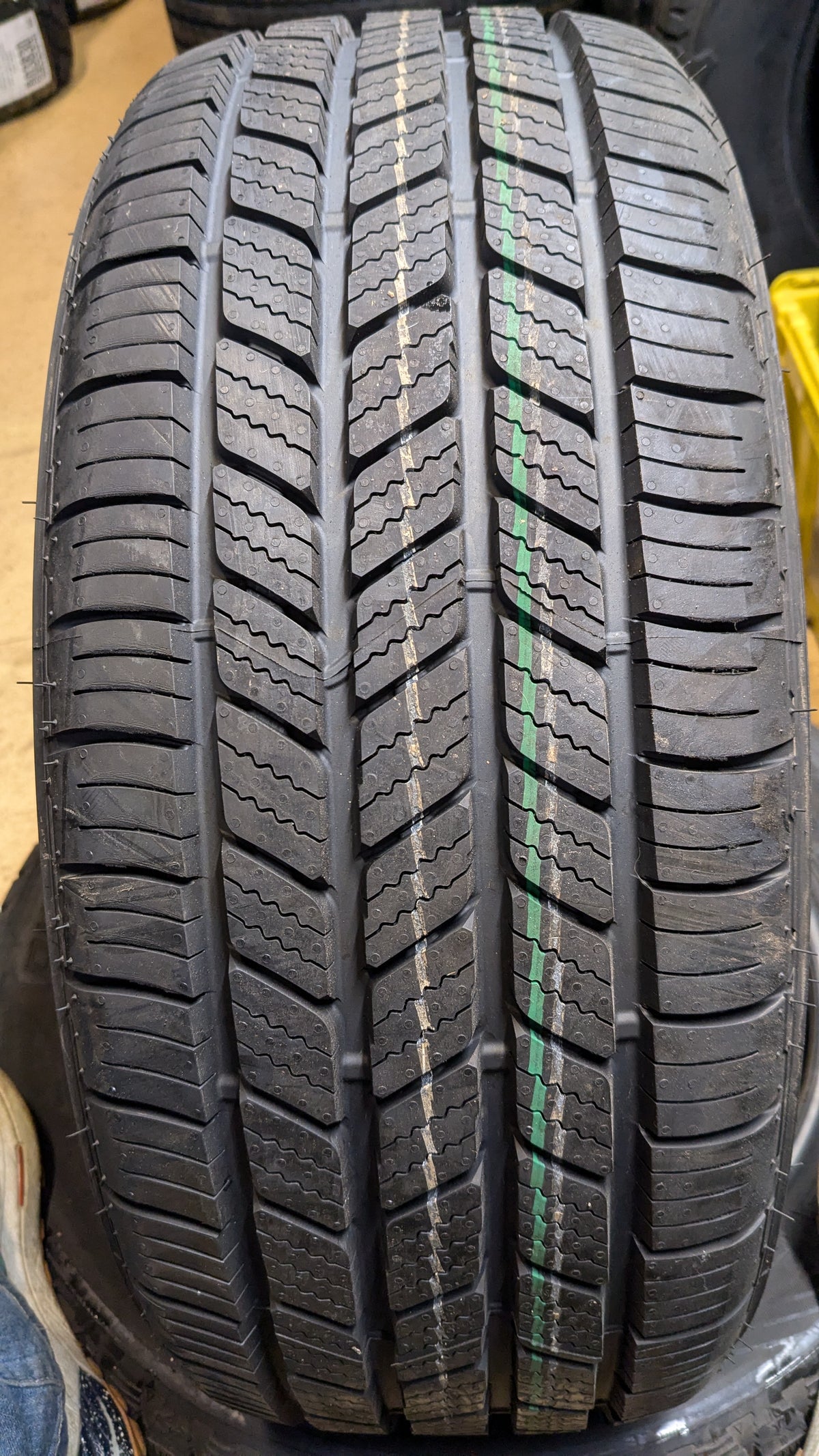 BRIDGESTONE TURANZA EVERDRIVE BSW P 225 45 18 95V XL ALL SEASON TIRE 019396