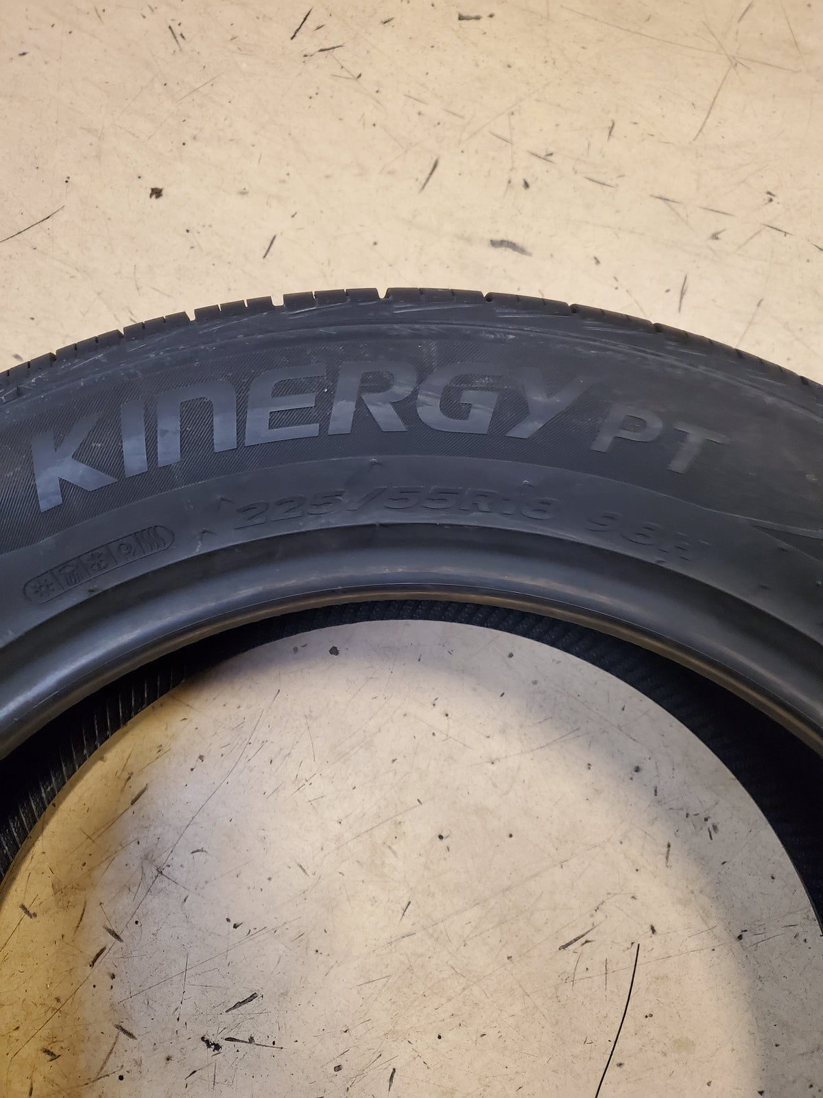4 HANKOOK KINERGY PT BSW P 225 55 18 98H ALL SEASON TIRE 1021396