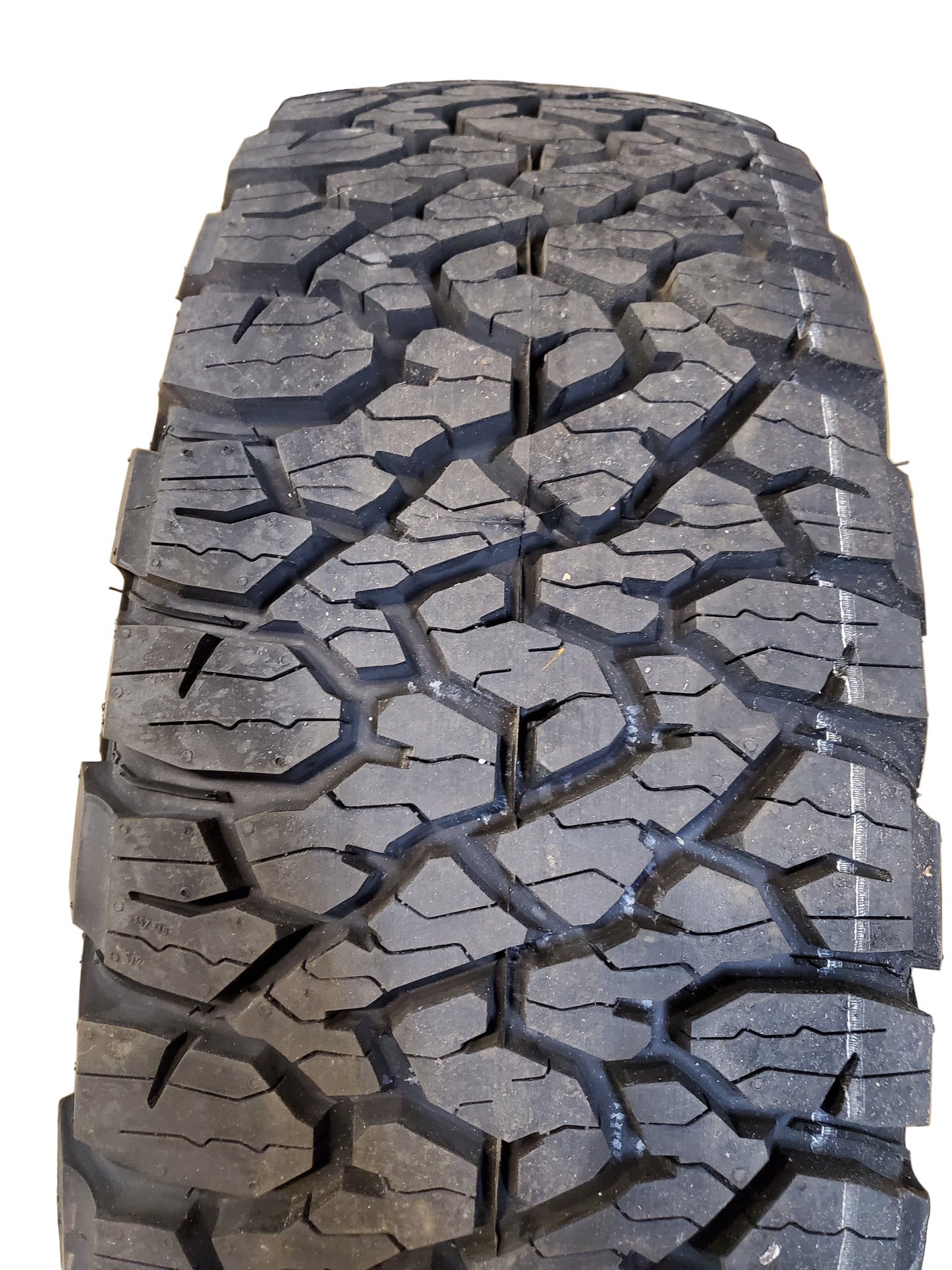2 BFGOODRICH ALL-TERRAIN T/A KO3 BSW LT 285 70 17 116/113S 6PLY TIRE 62187