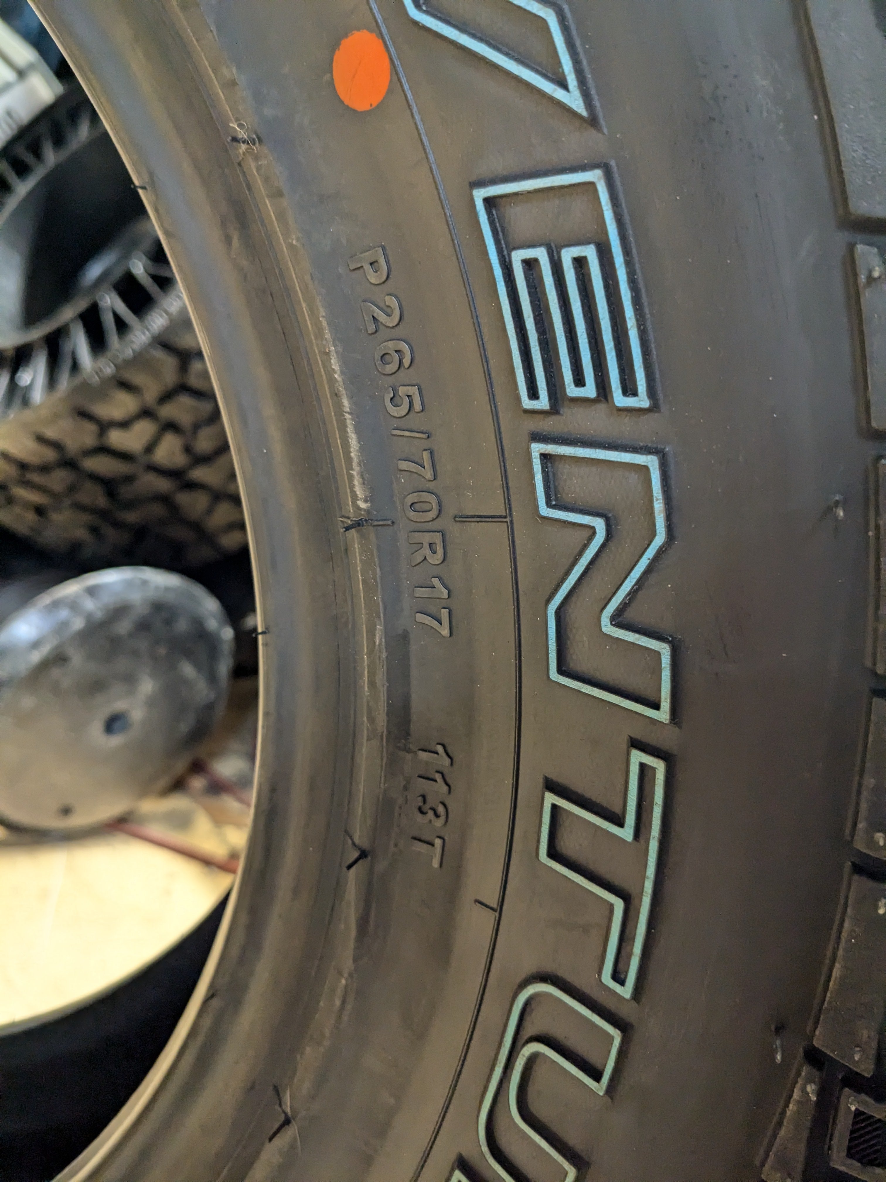 (TODO) GT RADIAL ADVENTURO AT3 OWL P 265 70 17 113T ALL TERRAIN TIRES AS077