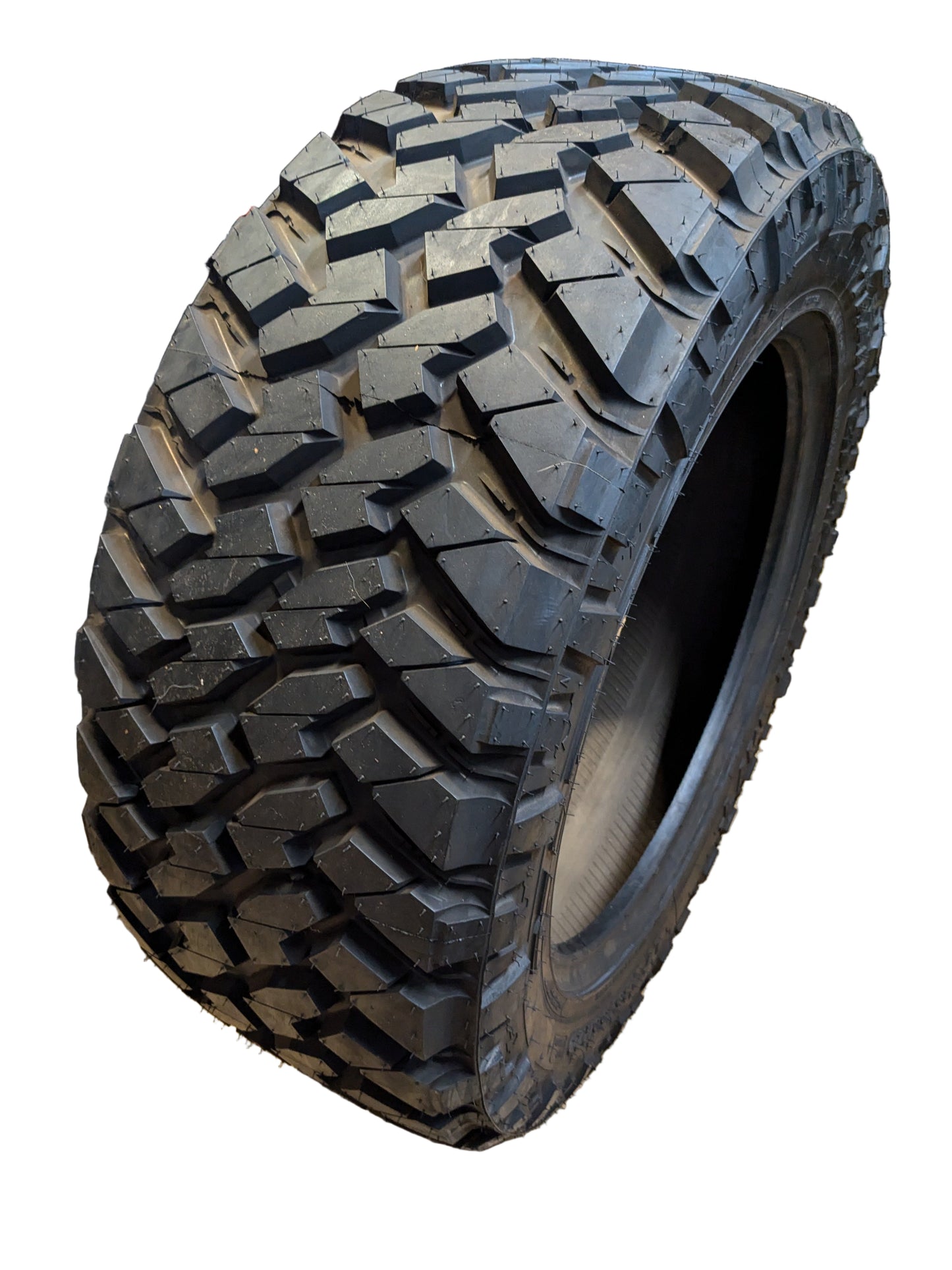 NITTO TRAIL GRAPPLER M/T BSW LT 285 55 20  122/119Q 10PLY MUD TERRAIN TIRE 206830
