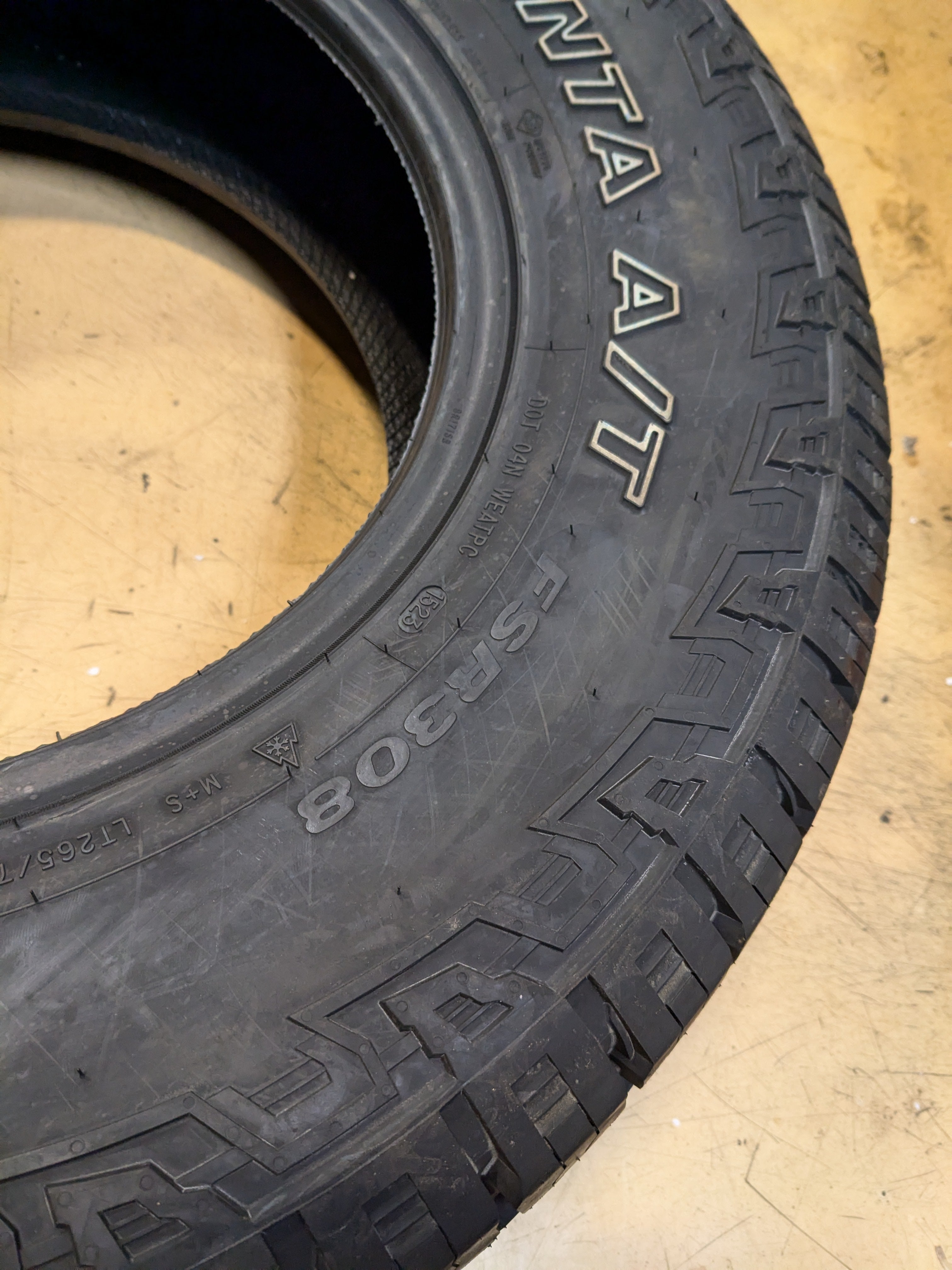 FORTUNE TORMENTA A/T FSR308 OWL LT 265 70 17 121/118S LRE 10PLY 9265030205