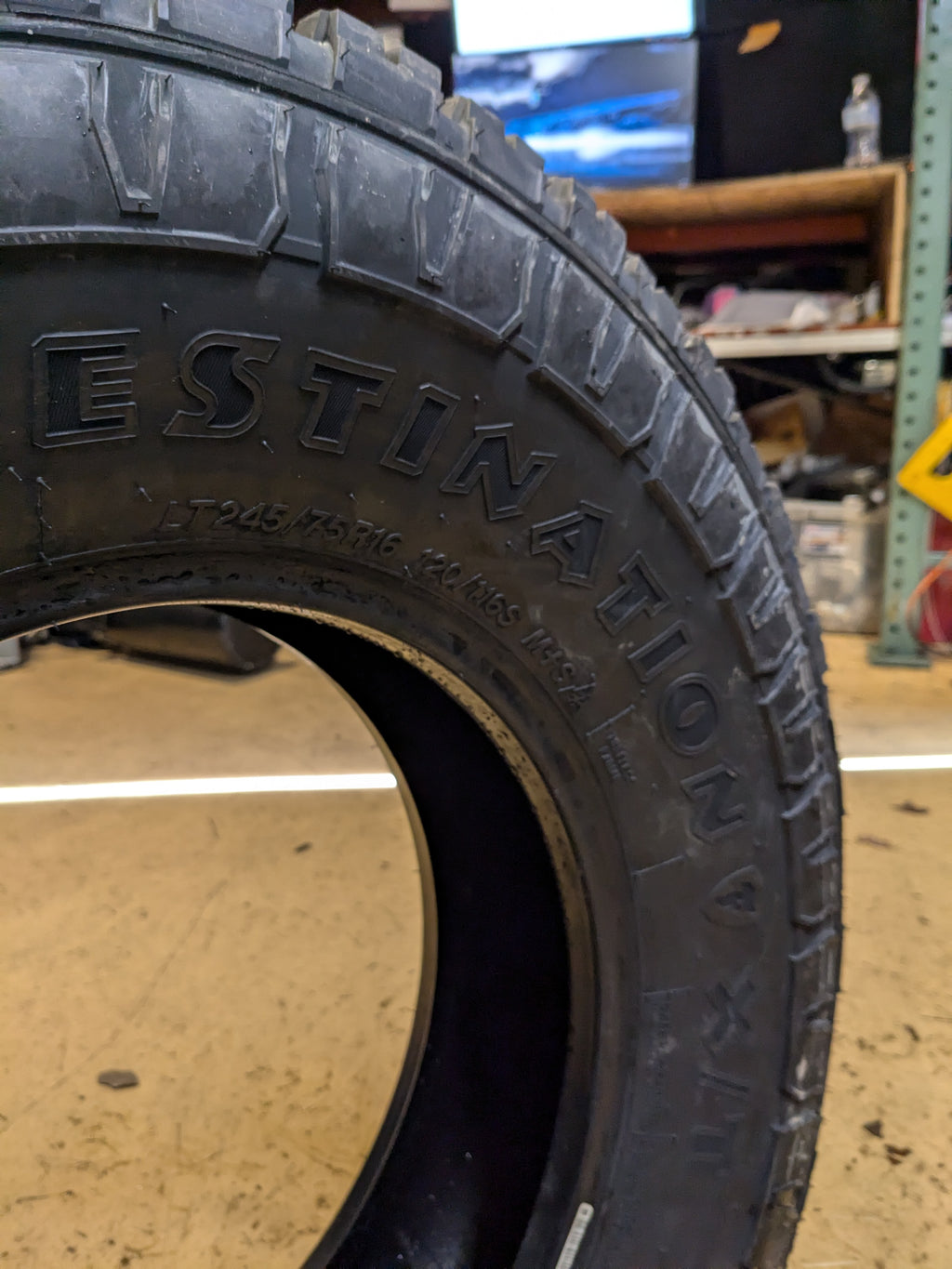 FIRESTONE DESTINATION X/T BSW LT 245 75 16 120/116S LRE 10 PLY RUGGED TERRAIN TIRE 004374