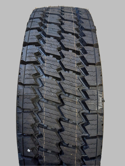MICHELIN XDS2 225 70 19.5 128/126N 14PLY DRIVE AXLE TIRE 24975