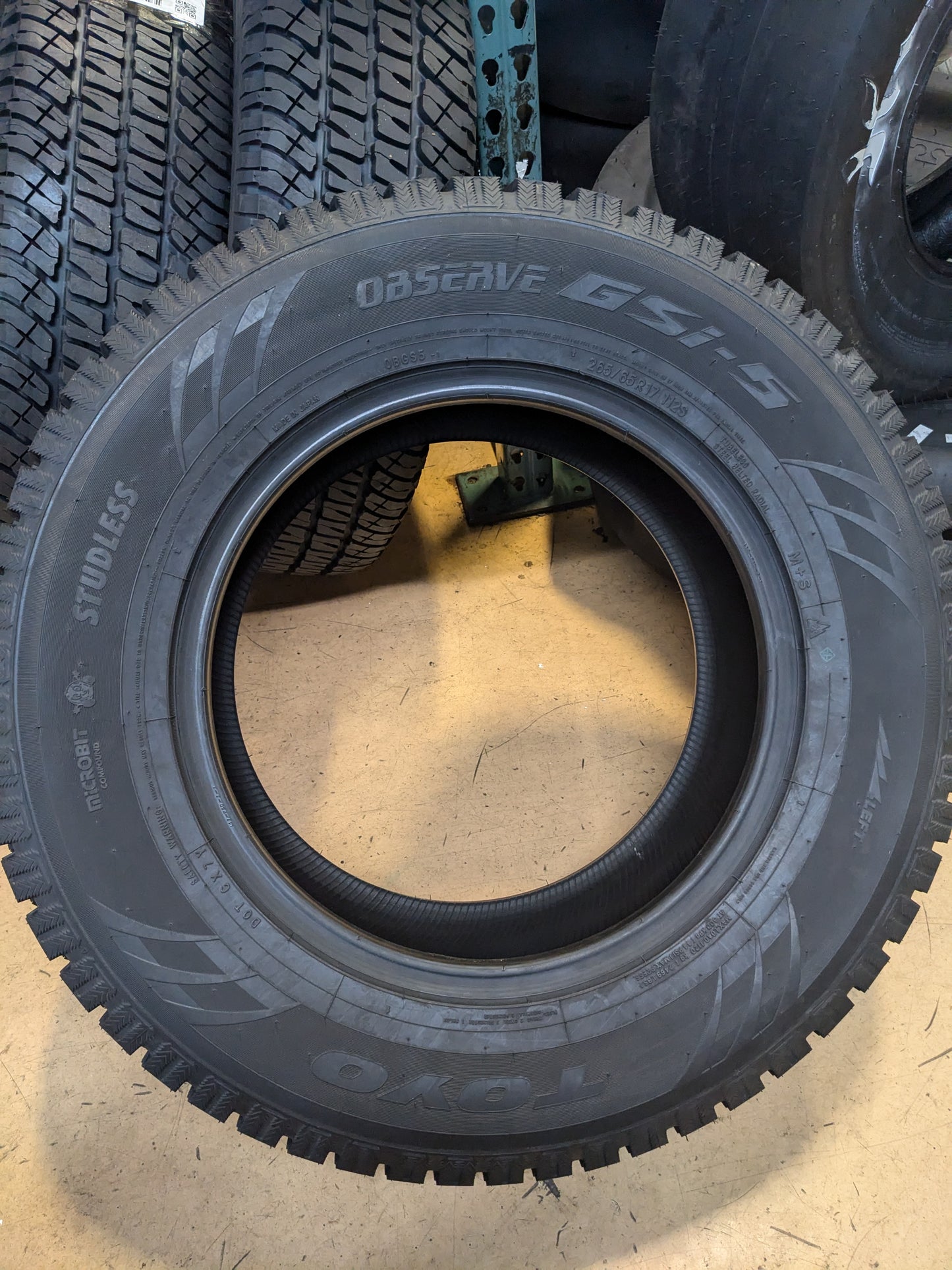 NOS TOYO OBSERVE GSI-5 BSW P 265 65 17 112S SL WINTER TIRE 130420