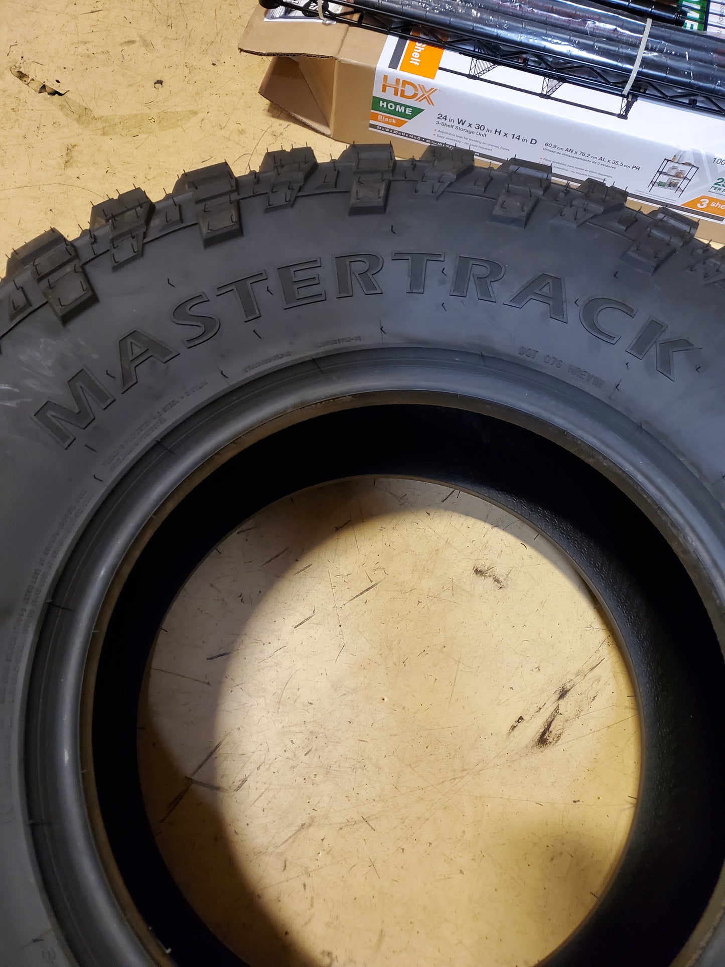MASTERTRACK BADLANDS M/T BSW LT 285 75 16 126/123Q 10PLY MUD TIRE MASTMT001S1