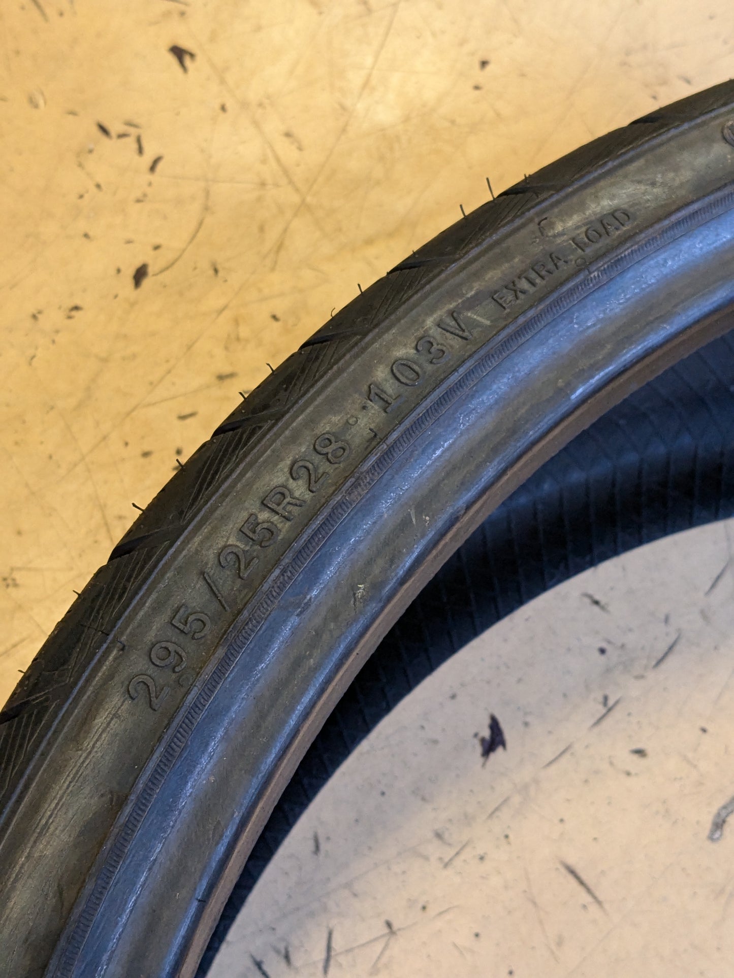 ATLAS FORCE UHP P 295 25 28 103V XL ALL SEASON TIRE 221017257