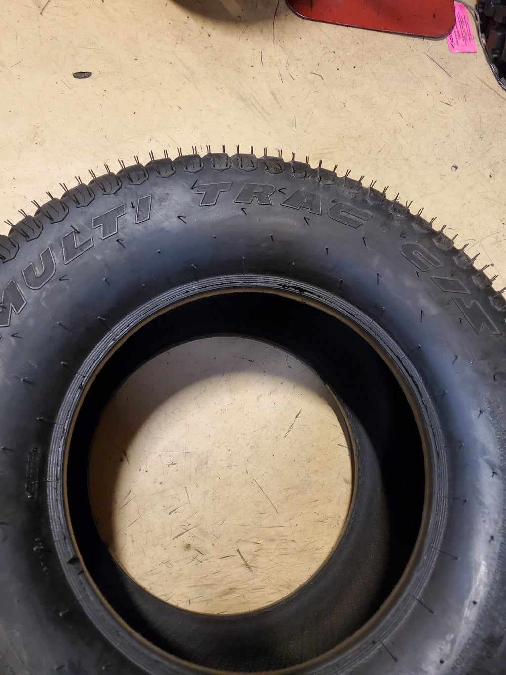 CARLISLE MULTI TRAC C/S BSW 29 12.5 15 112B 10PLY LAWN TIRE 560478