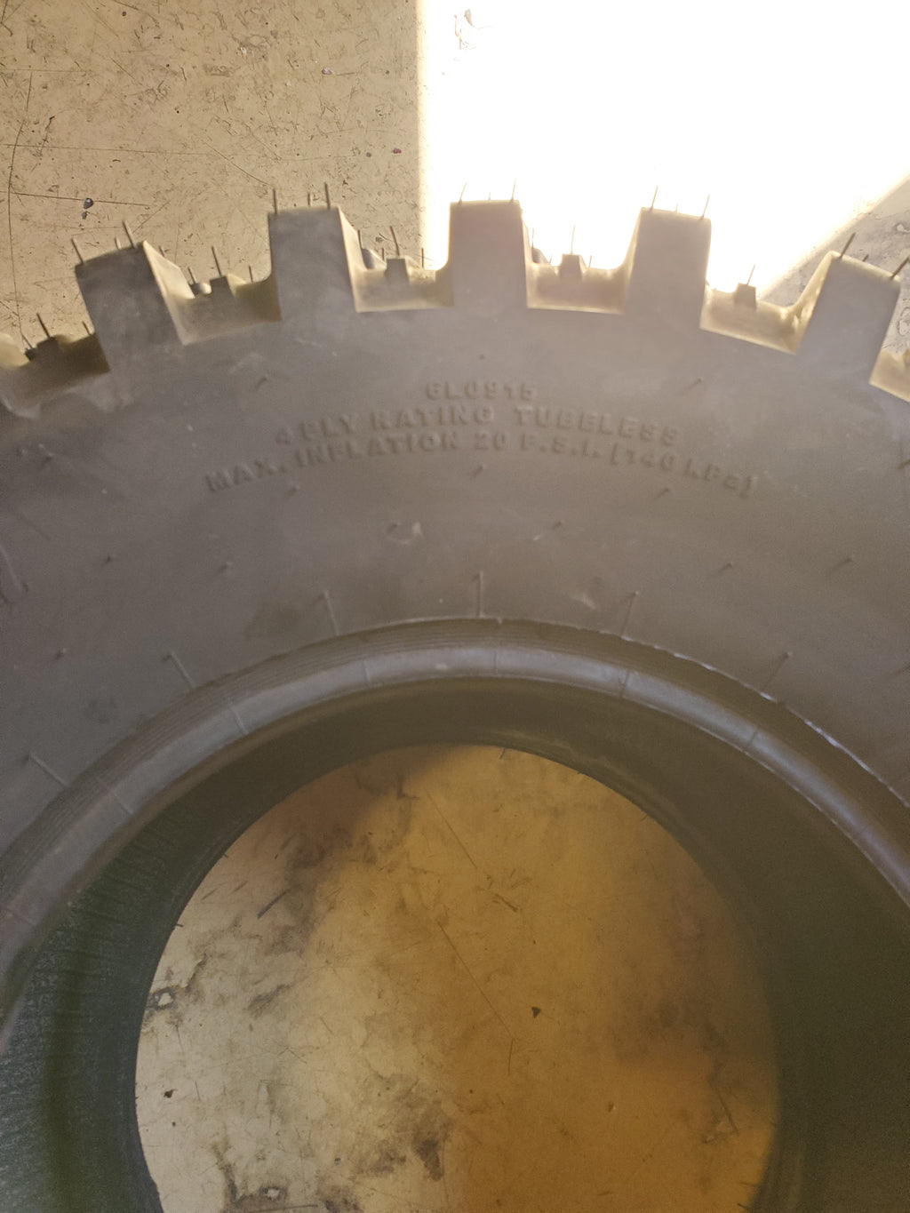 CARLSTAR VERSA TURF 100A4 BSW 26 12 12 106R 4PLY LAWN MOWER TIRE 6L0915