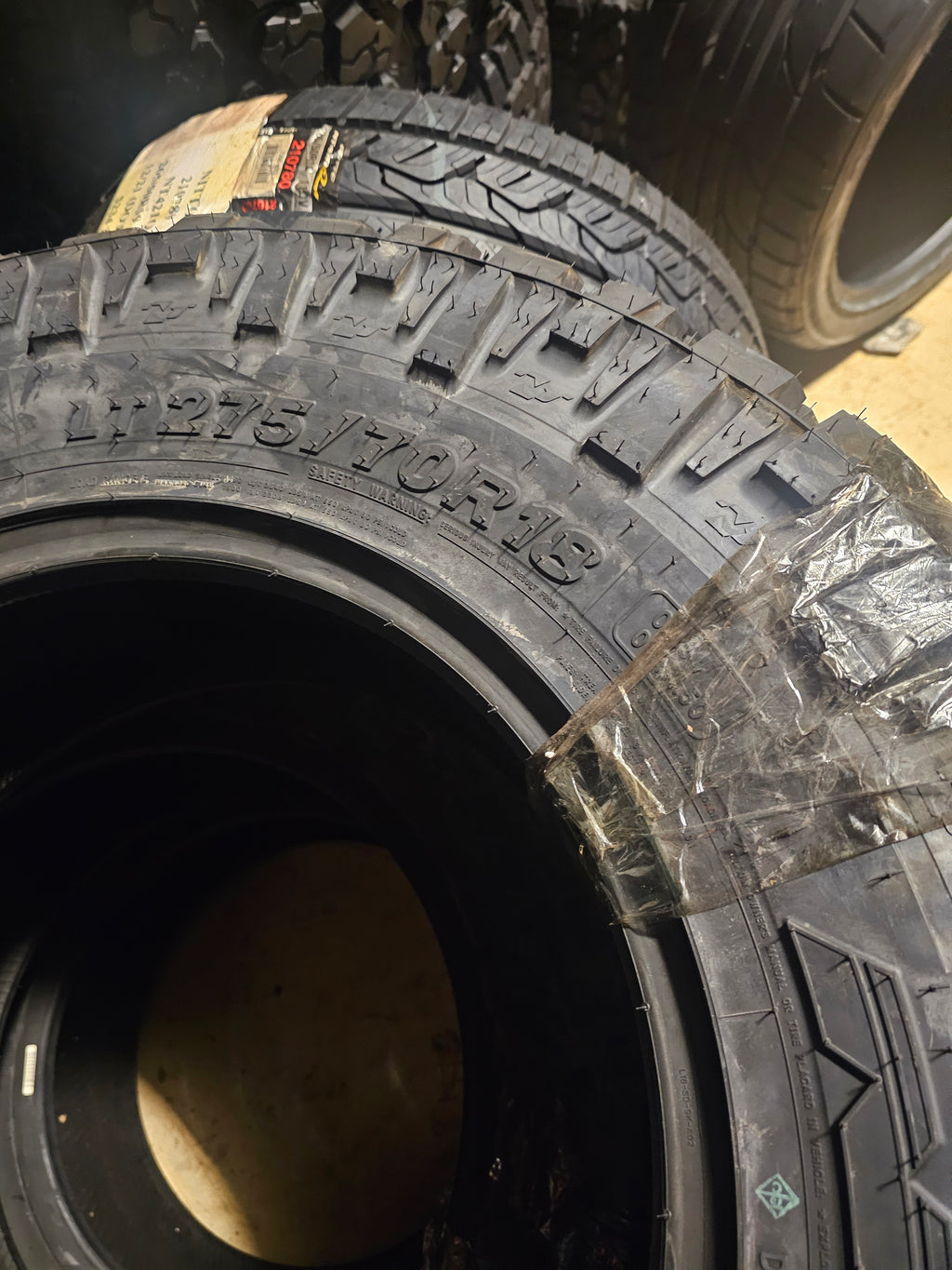 2 NITTO TRAIL GRAPPLER MT LT  275 70 18 125/122Q LRE 10PLY MUD TERRAIN TIRES 205870