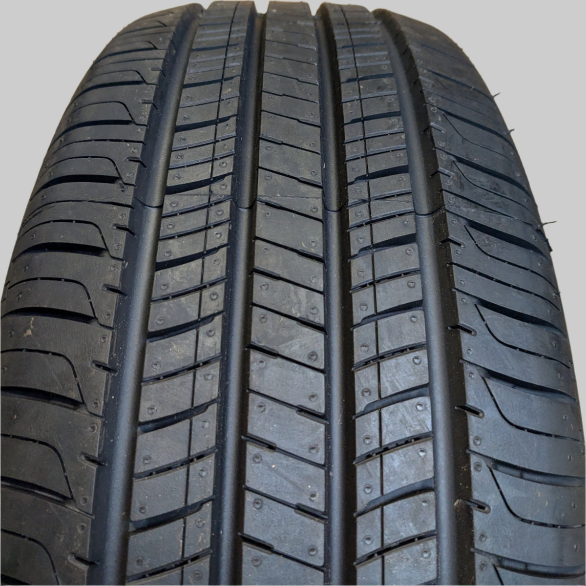 HANKOOK KINERGY GT P 215 60 16 95T ALL SEASON TIRES 1014971
