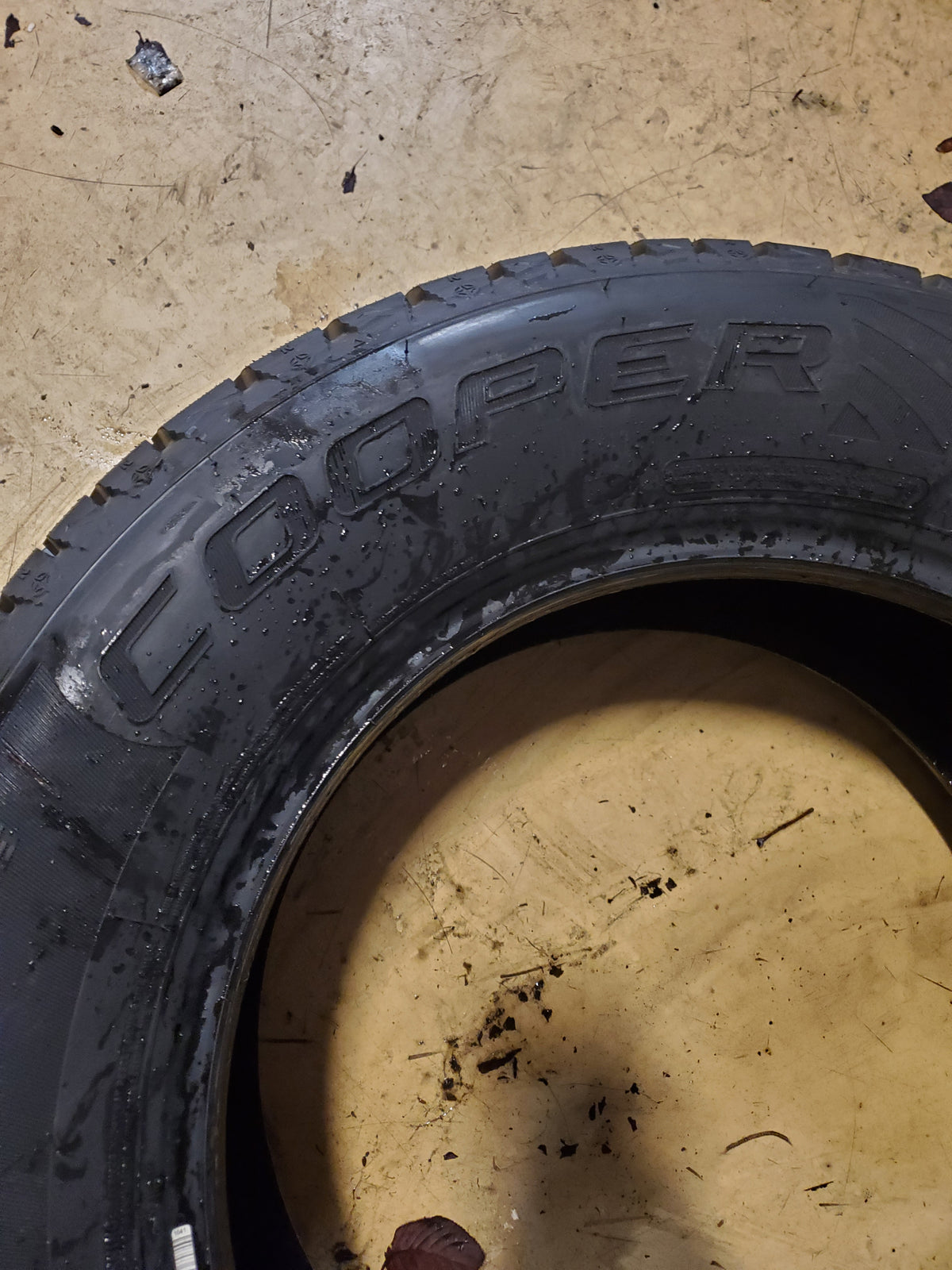 COOPER DISCOVERER TRUE NORTH BSW P 225 65 16 100T WINTER TIRE 166184004