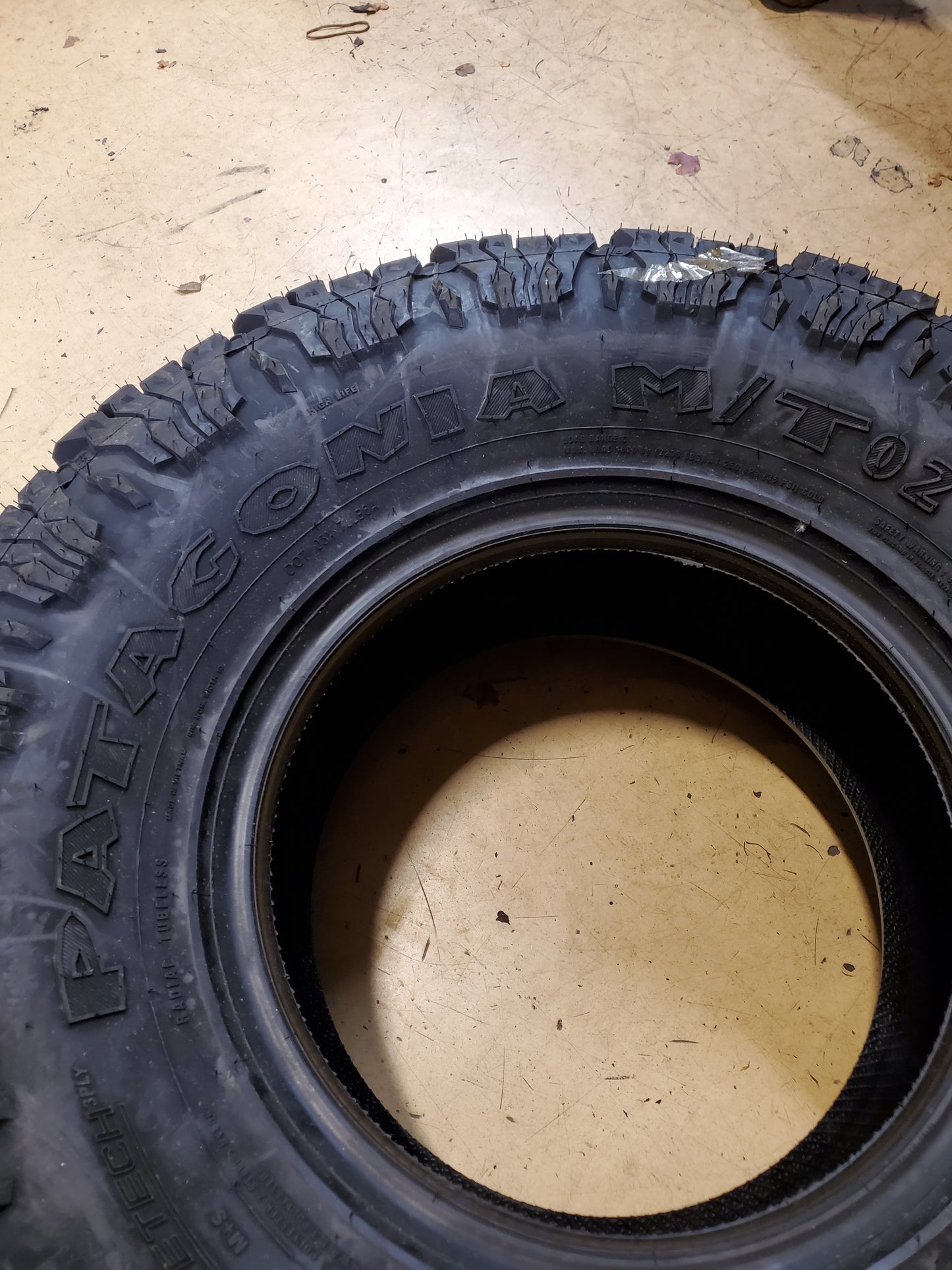 MILESTAR PATAGONIA M/T 02 BSW LT 33 12.5 15 108Q 6PLY MUD TERRAIN TIRE 22228006