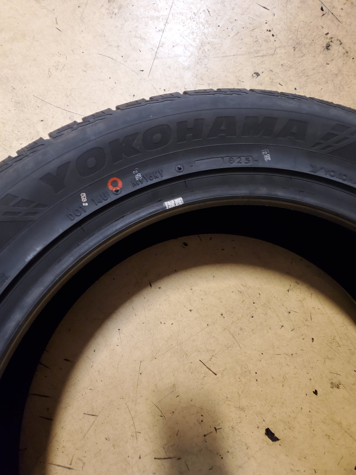 YOKOHAMA YK-CTX BSW P 235 55 20 102V PERFORMANCE TIRE 110105914
