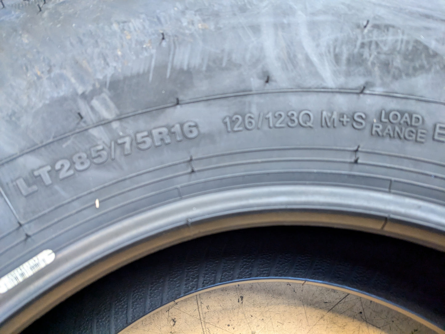 MILESTAR PATAGONIA A/T R BSW P 285 75 16 126/123Q E ALL TERRAIN TIRE 22789017