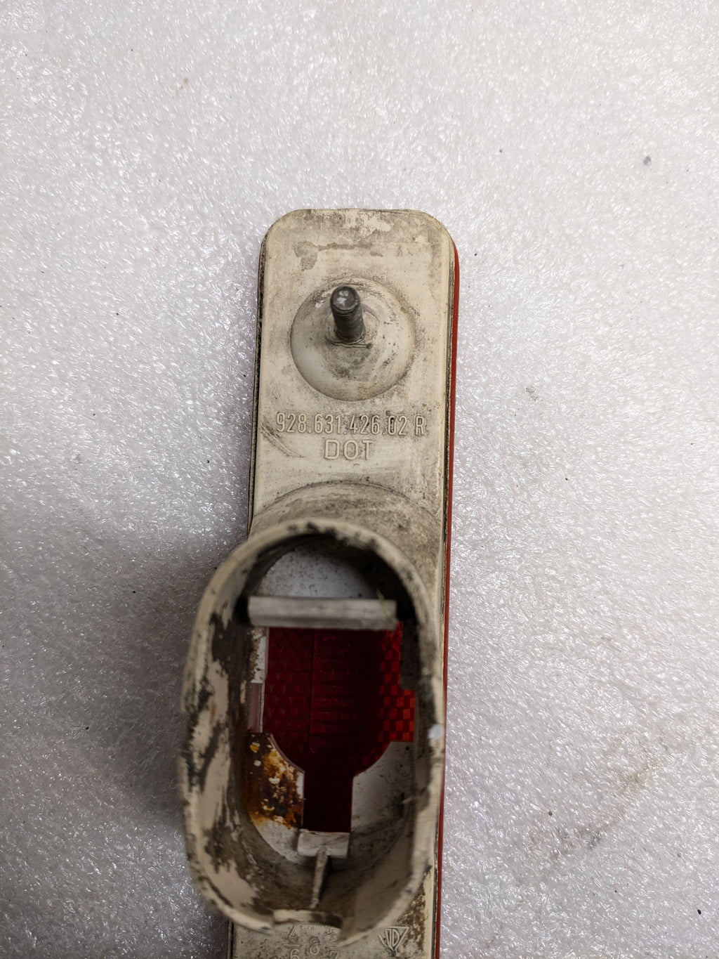 PORSCHE 92863142602 RIGHT MARKER LAMP FOR 1978-1995 USED R21T4