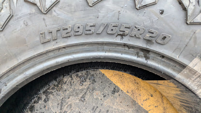 RADAR RENEGADE R/T BSW LT 295 65 20 129/126Q 10PLY TIRE RASYTH0124