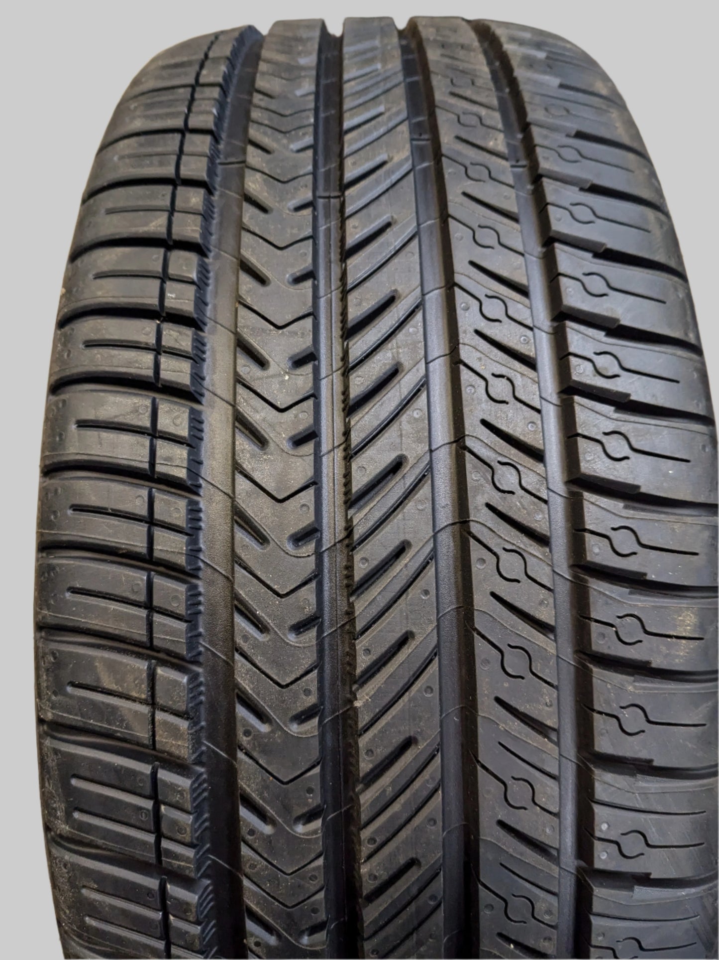 MICHELIN PILOT SPORT ALL SEASON 4 P 255 45 19 104Y XL ALL SEASON TIRE 17344